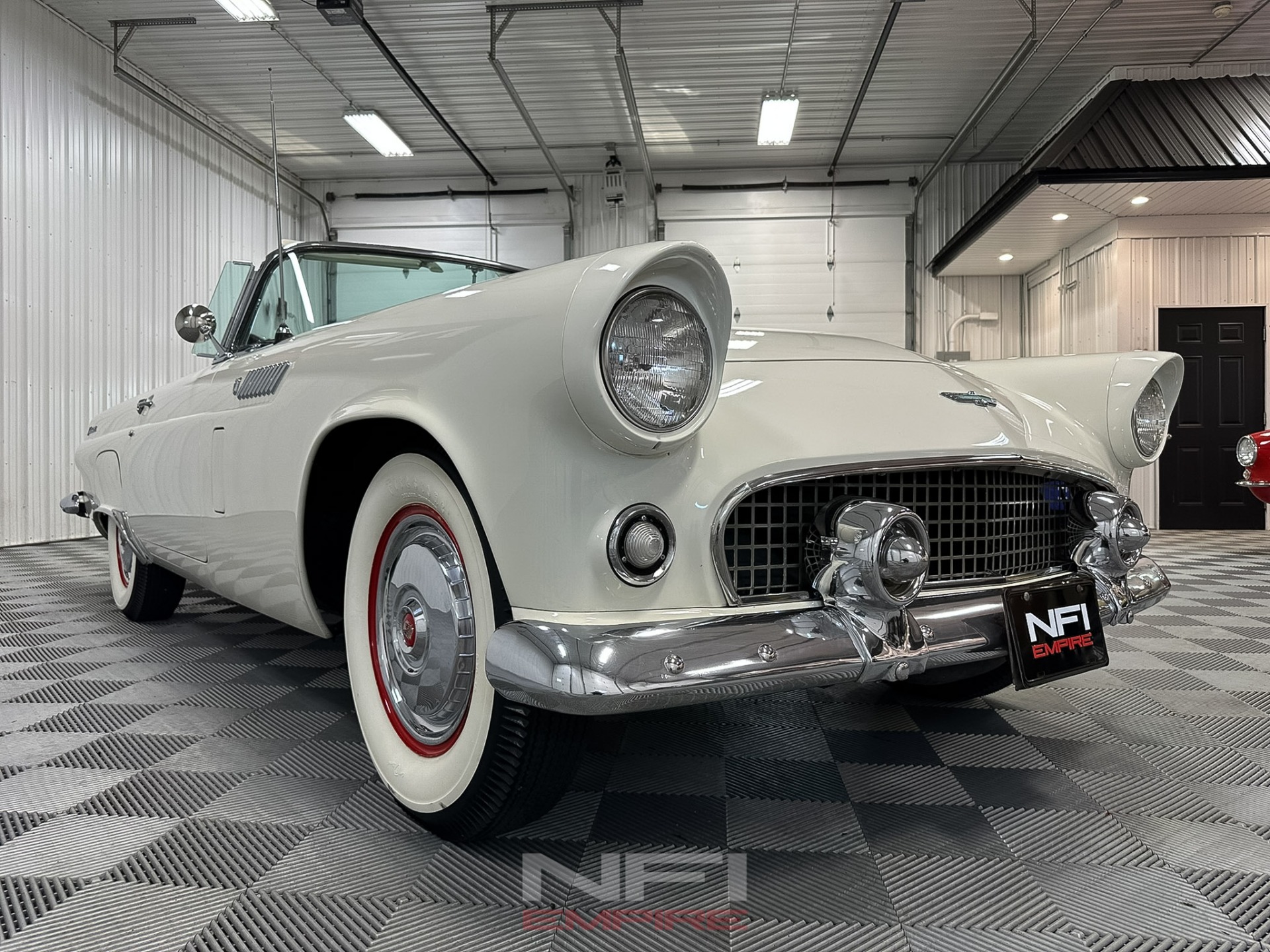1956 Ford Thunderbird 33
