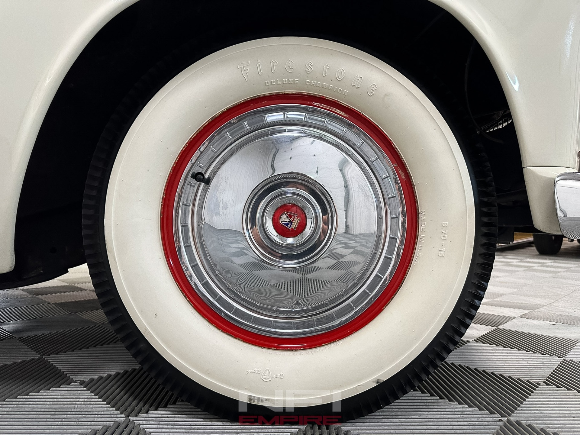 1956 Ford Thunderbird 34