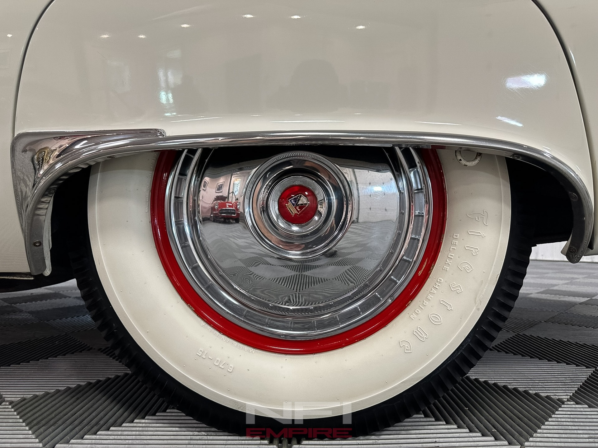1956 Ford Thunderbird 40