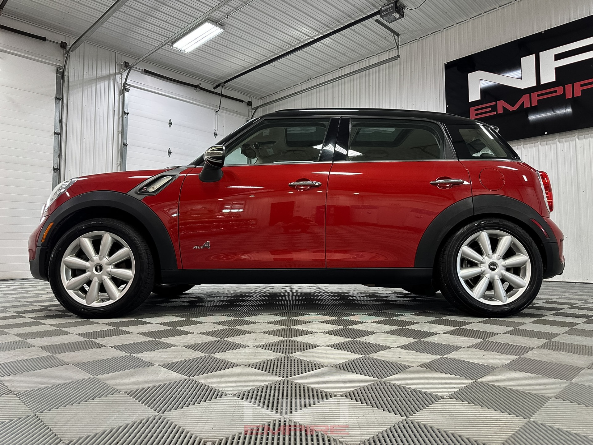 2014 MINI Countryman 11