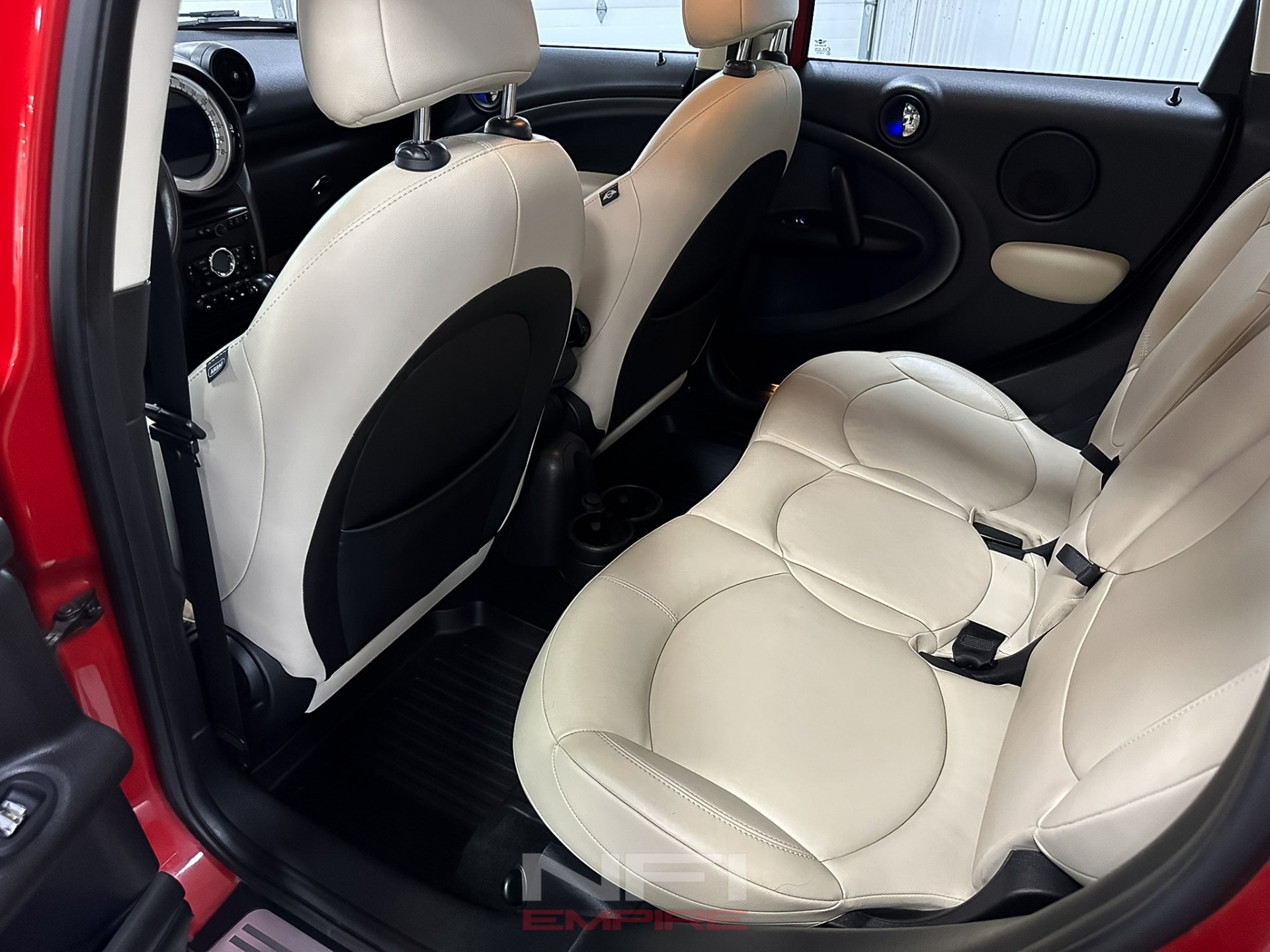 2014 MINI Countryman 44
