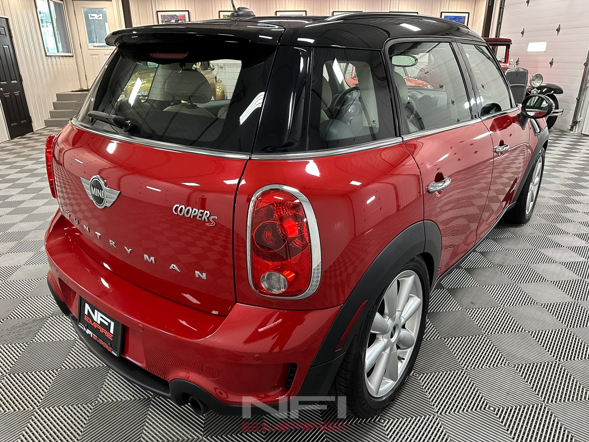 2014 MINI Countryman 8