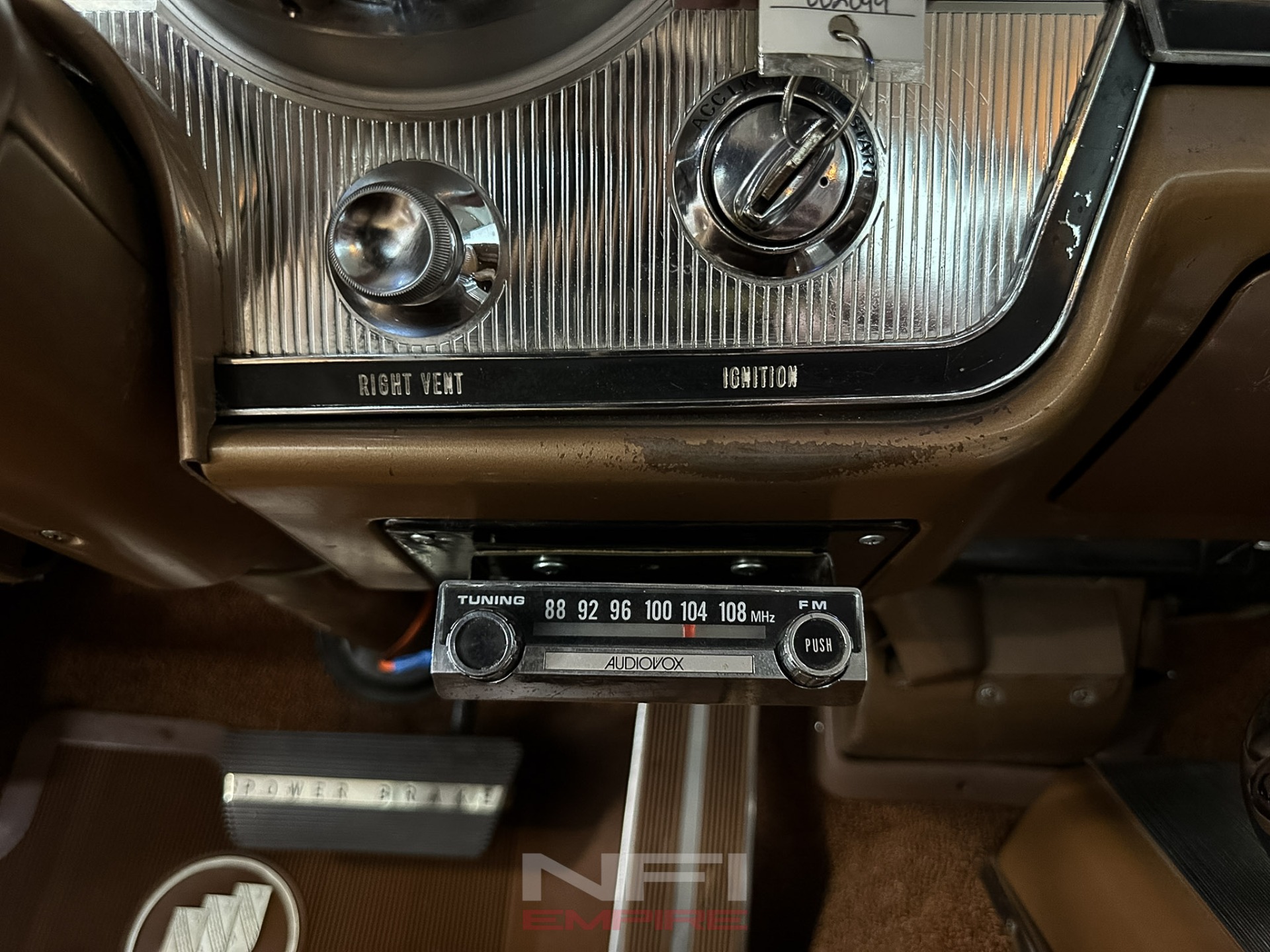 1963 Buick Wildcat 28