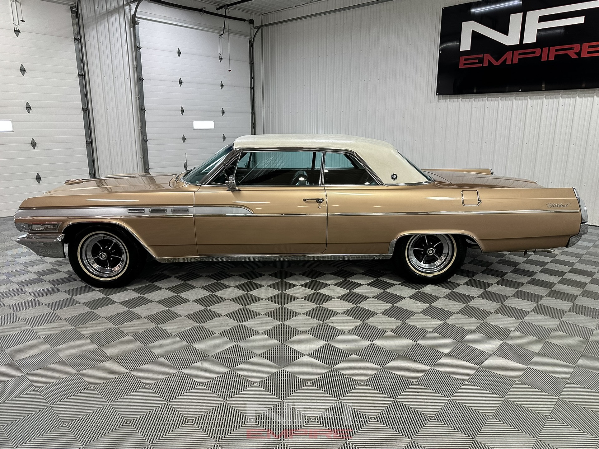1963 Buick Wildcat 2