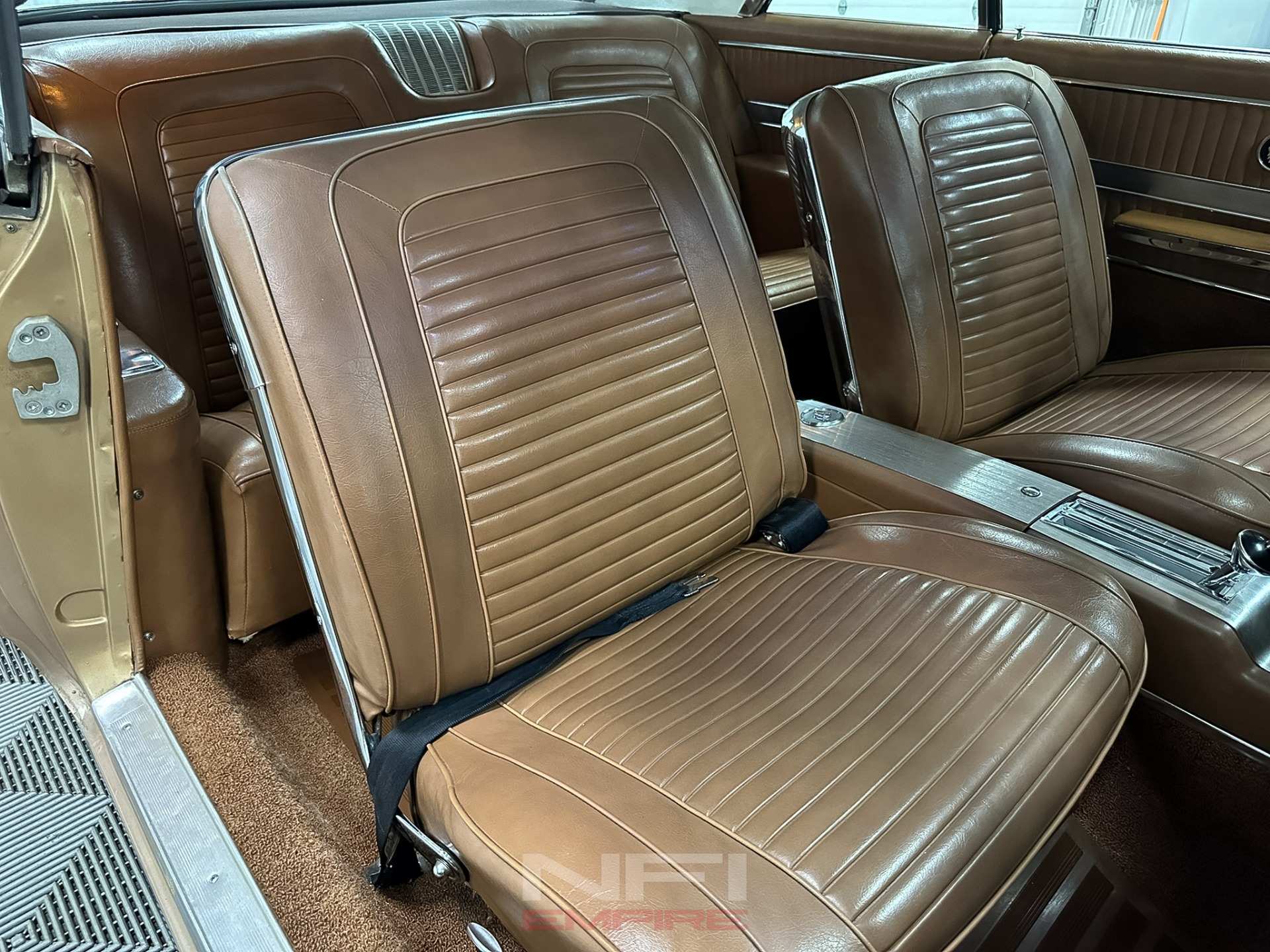 1963 Buick Wildcat 39