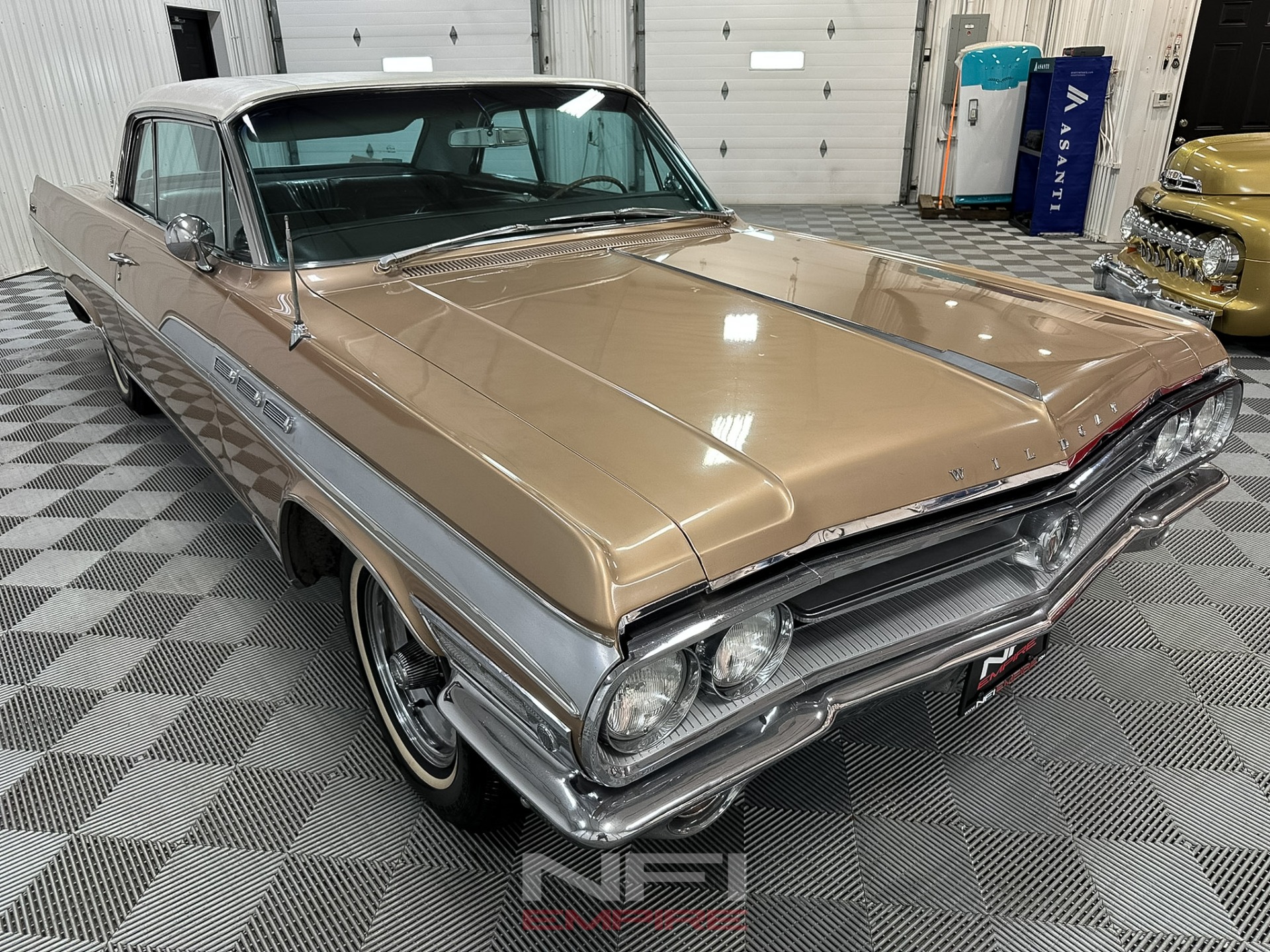 1963 Buick Wildcat 5