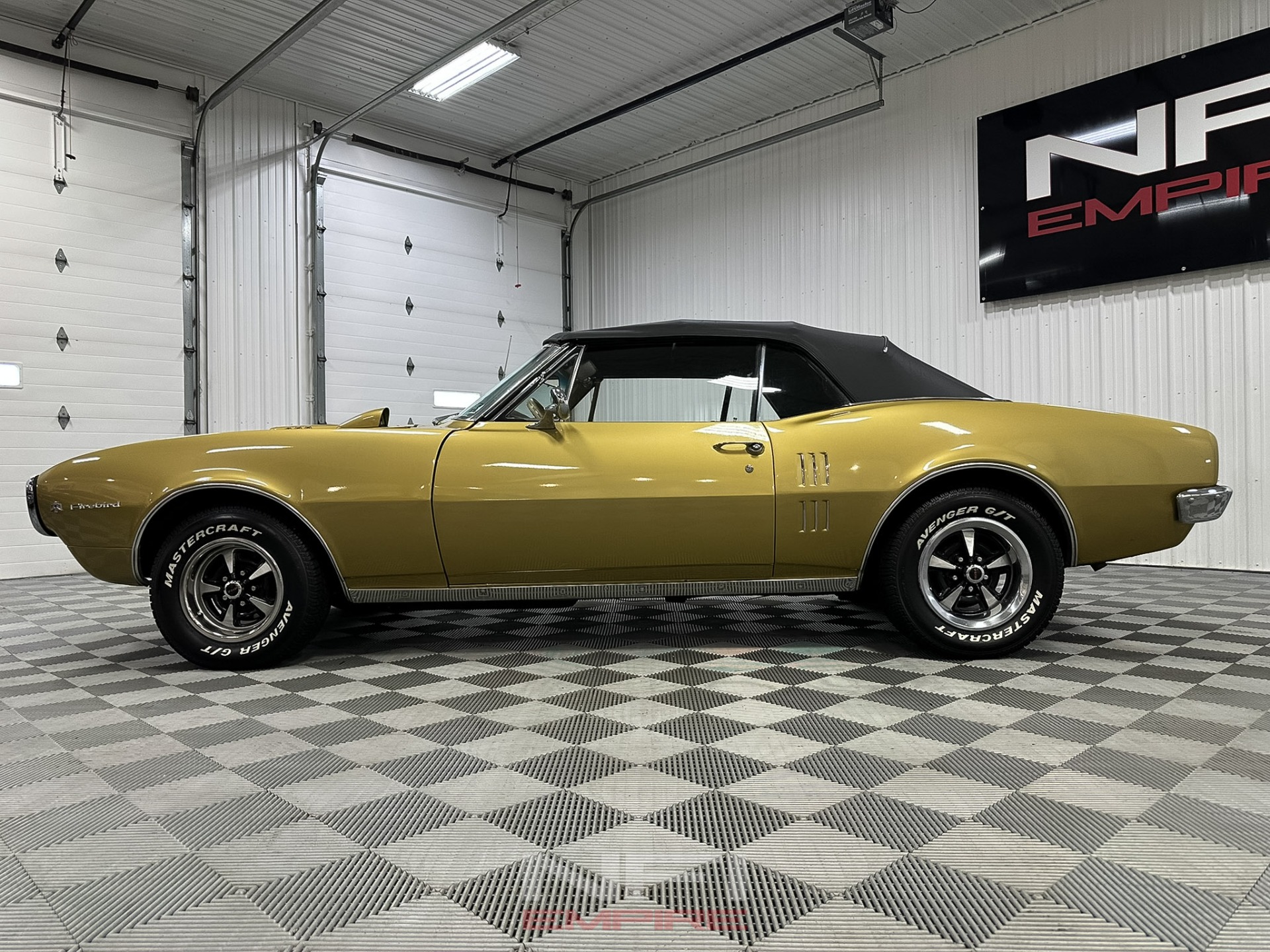 1967 Pontiac Firebird 20