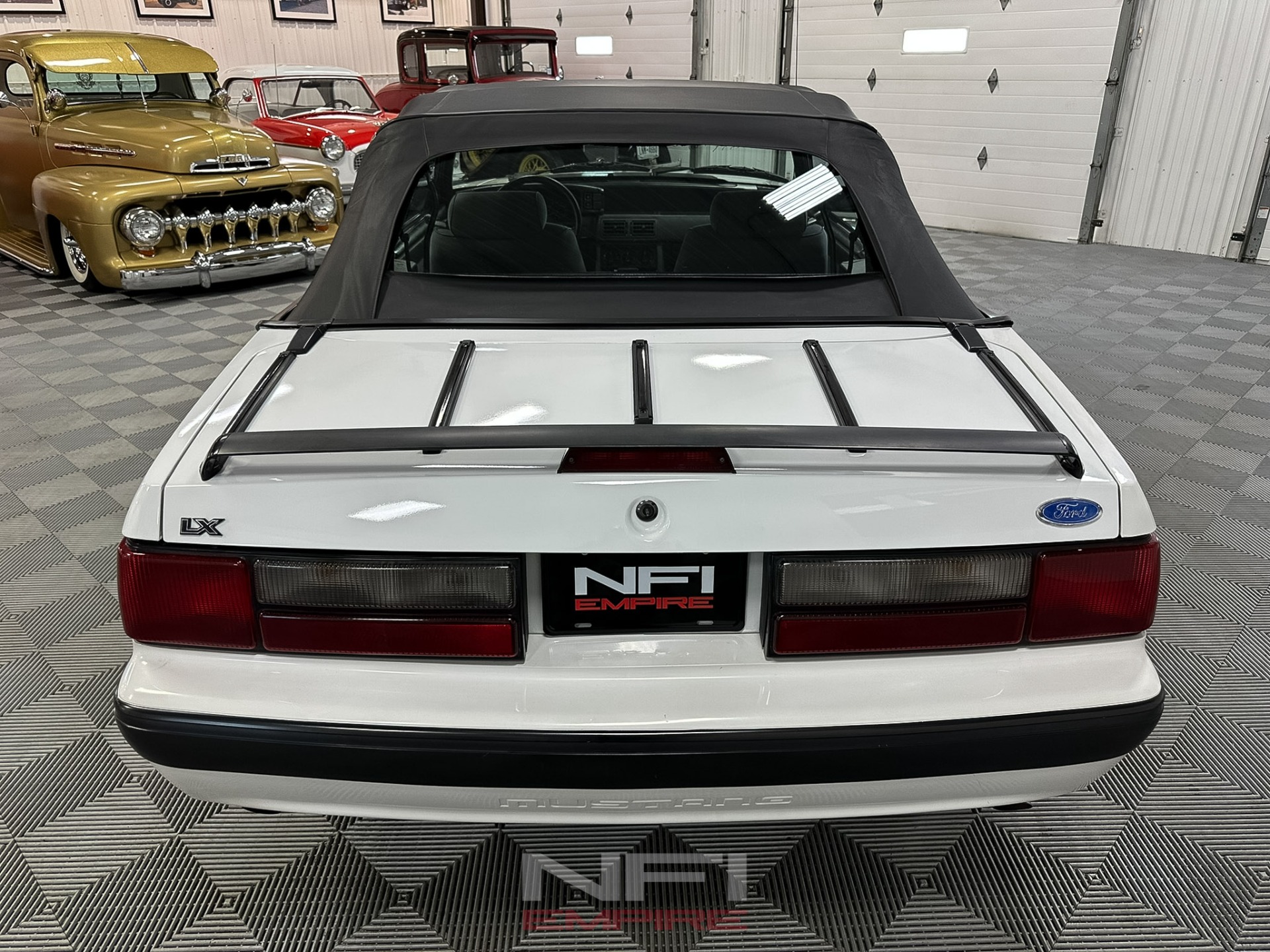 1987 Ford Mustang 17