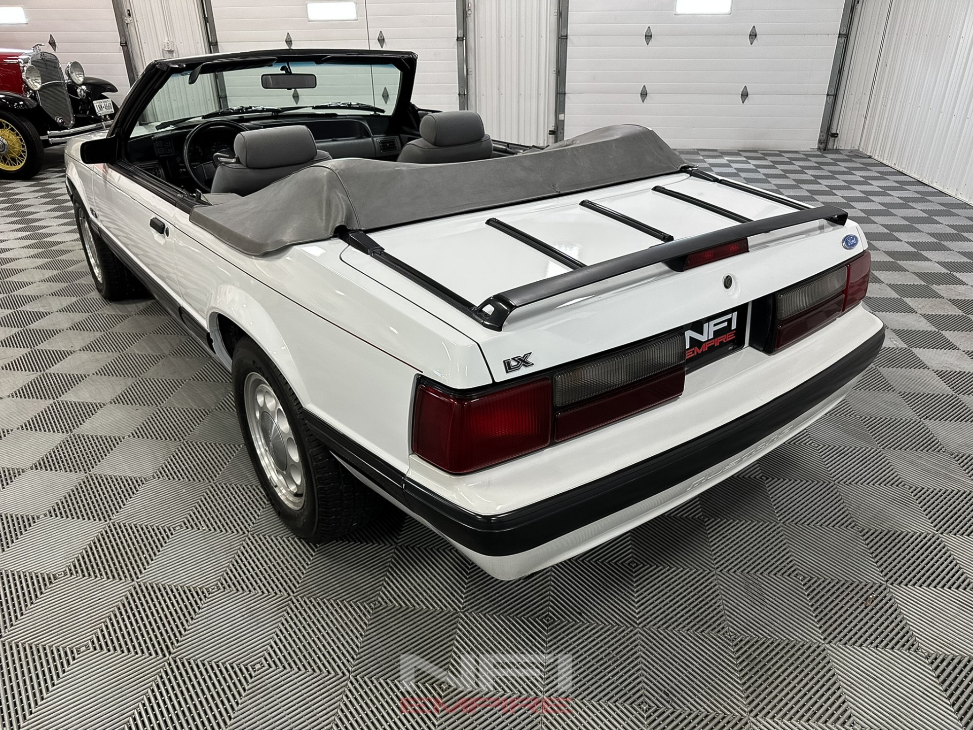 1987 Ford Mustang 18