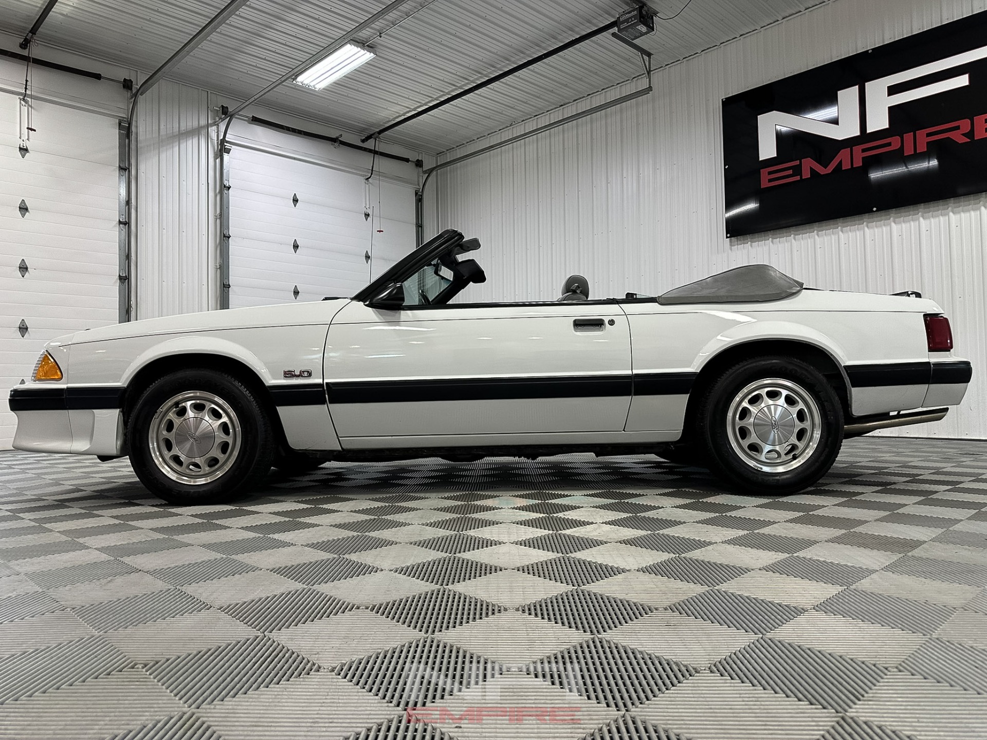 1987 Ford Mustang 20