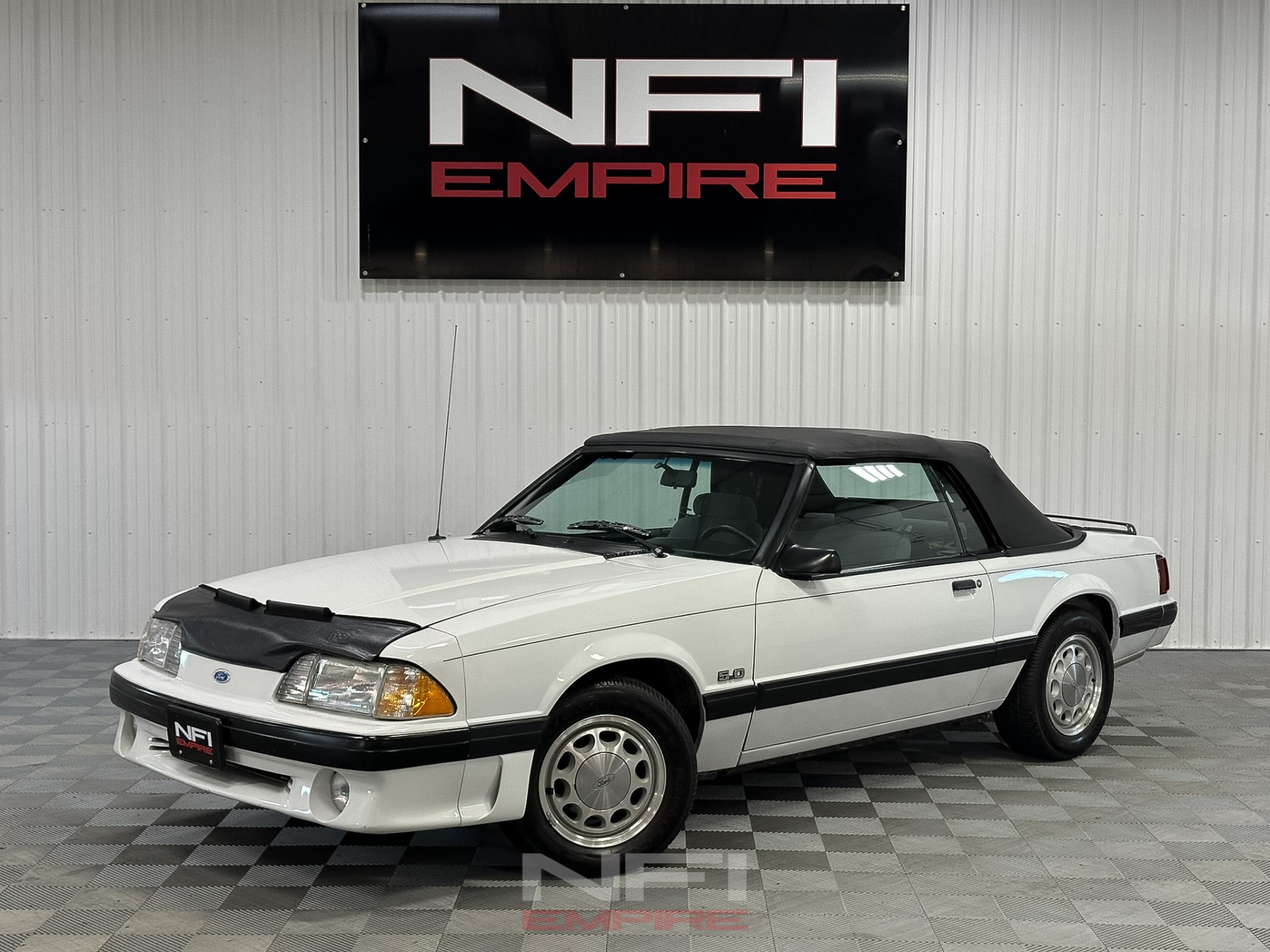 1987 Ford Mustang 2