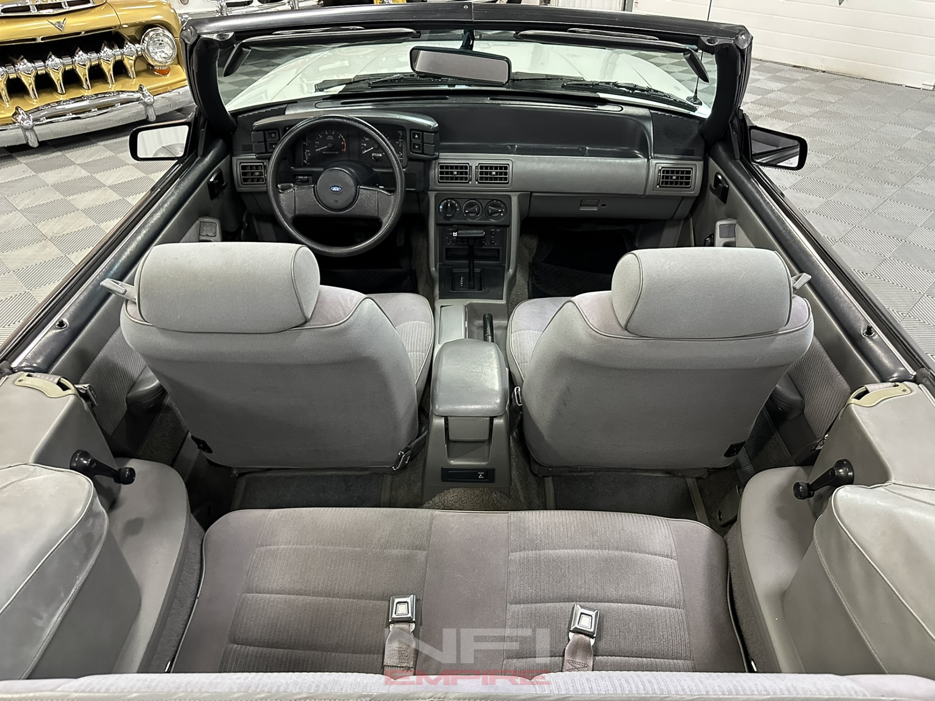 1987 Ford Mustang 31