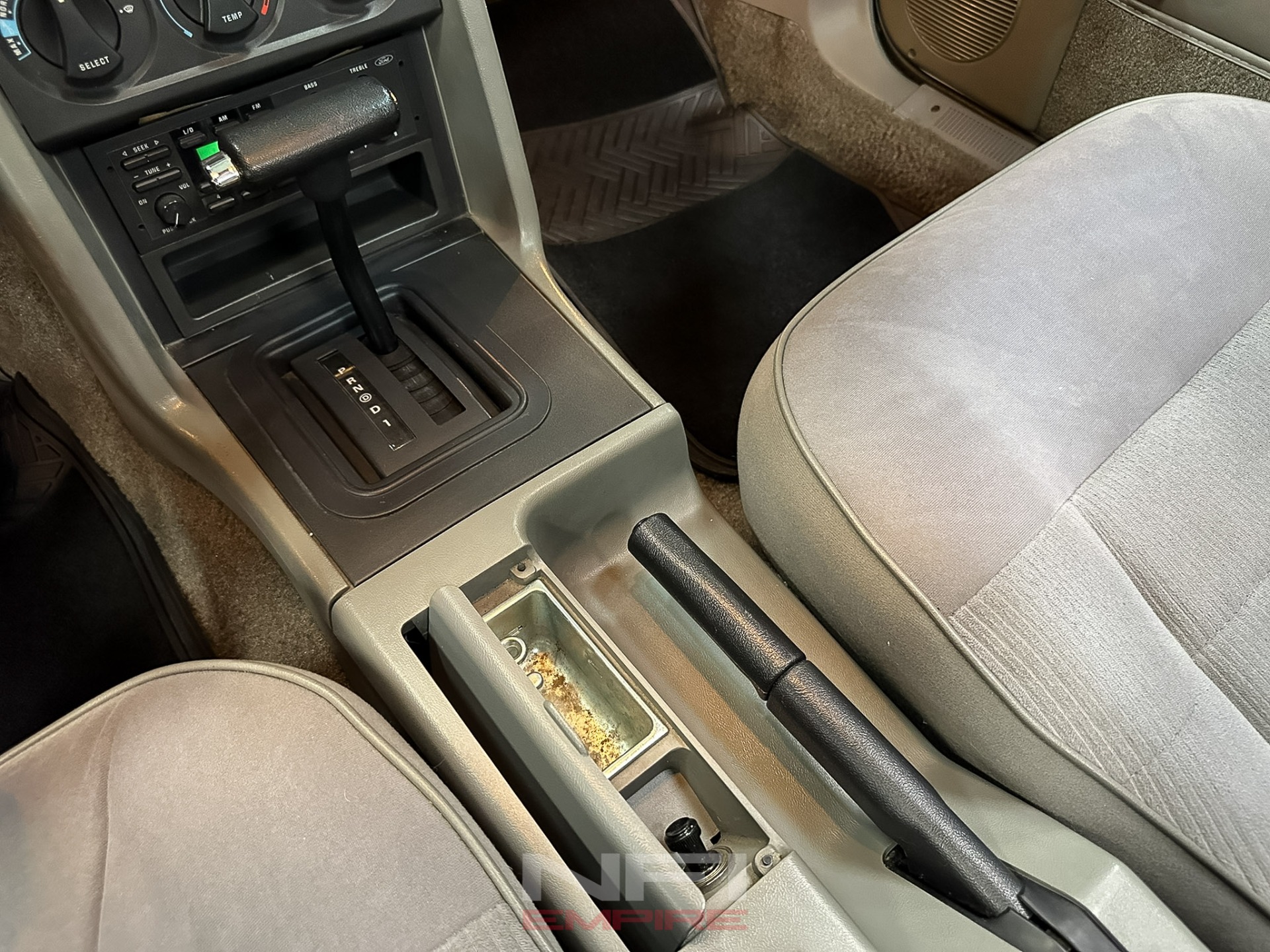 1987 Ford Mustang 38