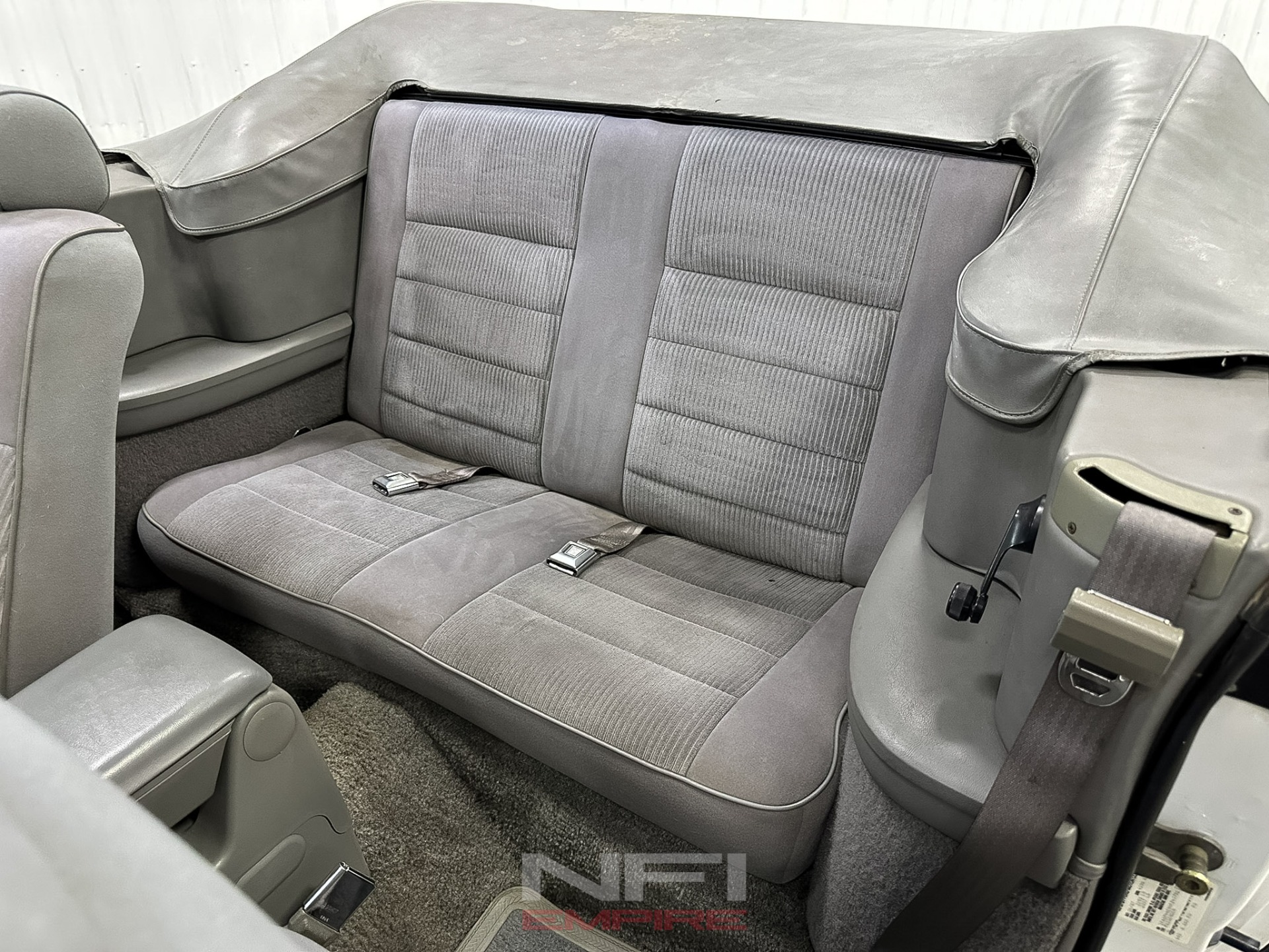 1987 Ford Mustang 40