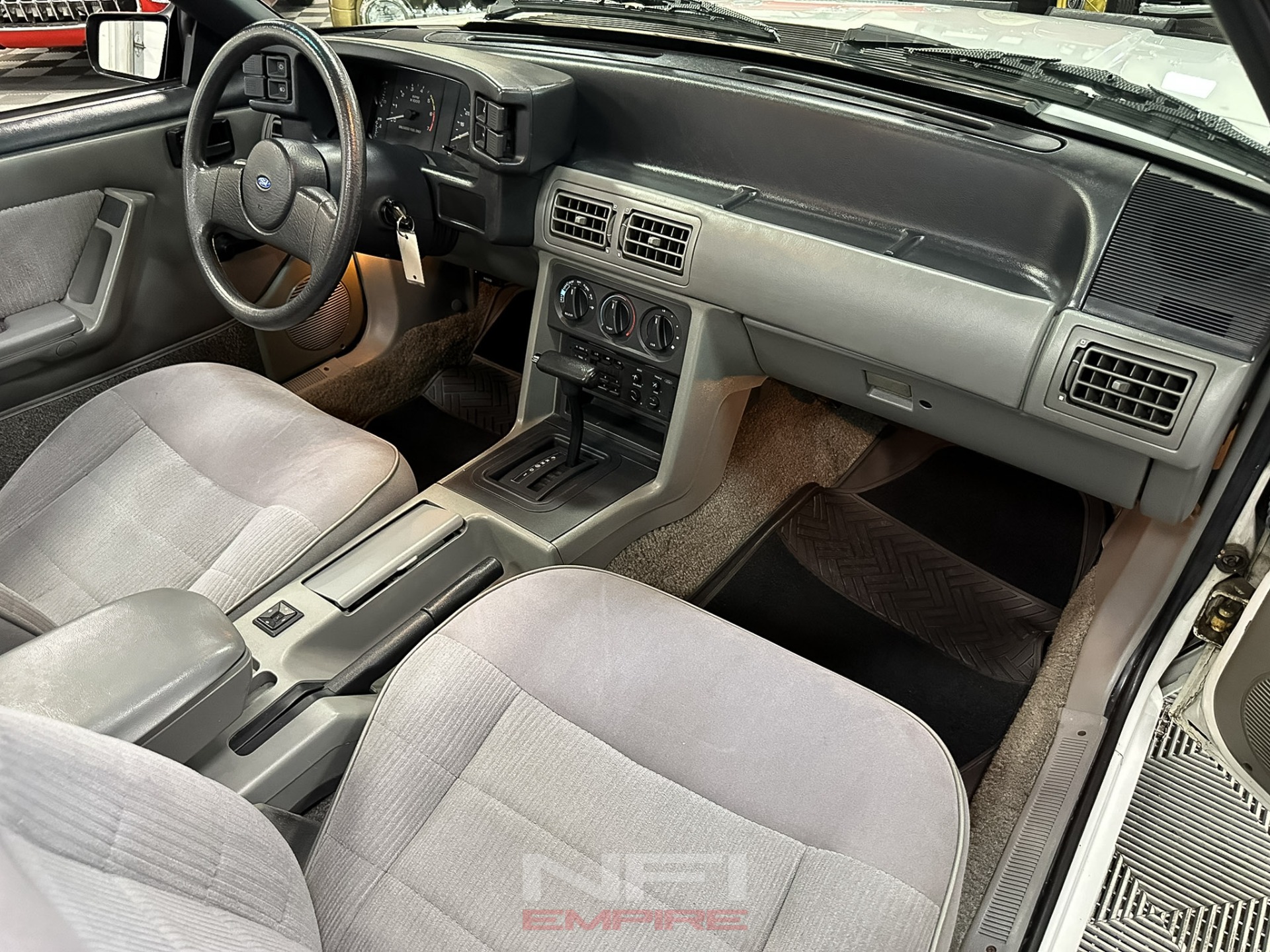 1987 Ford Mustang 41