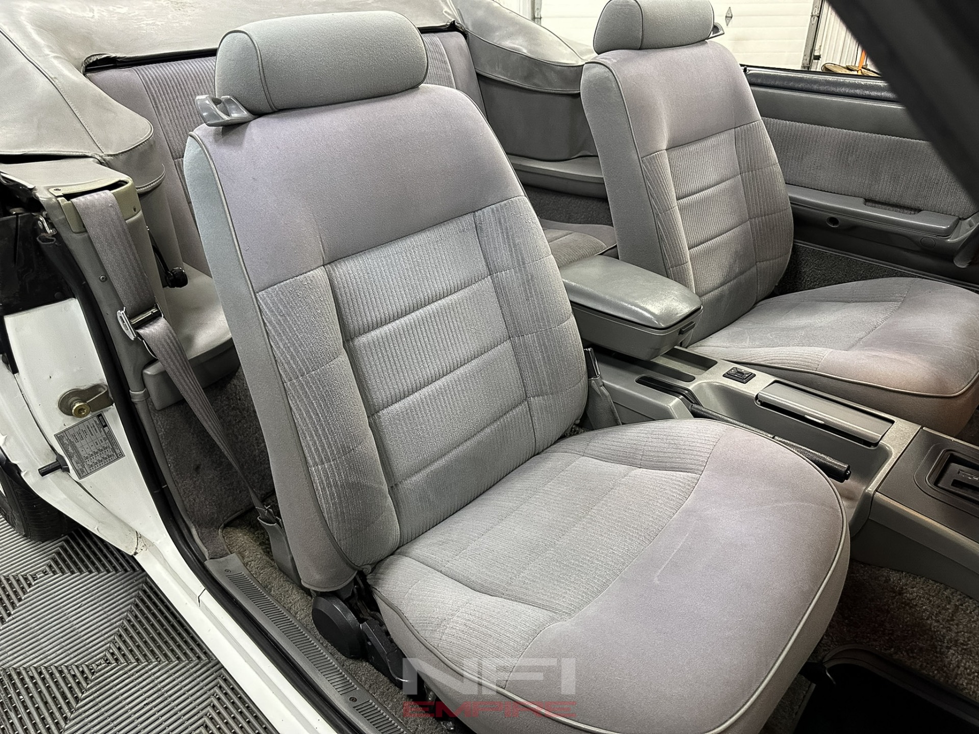 1987 Ford Mustang 42