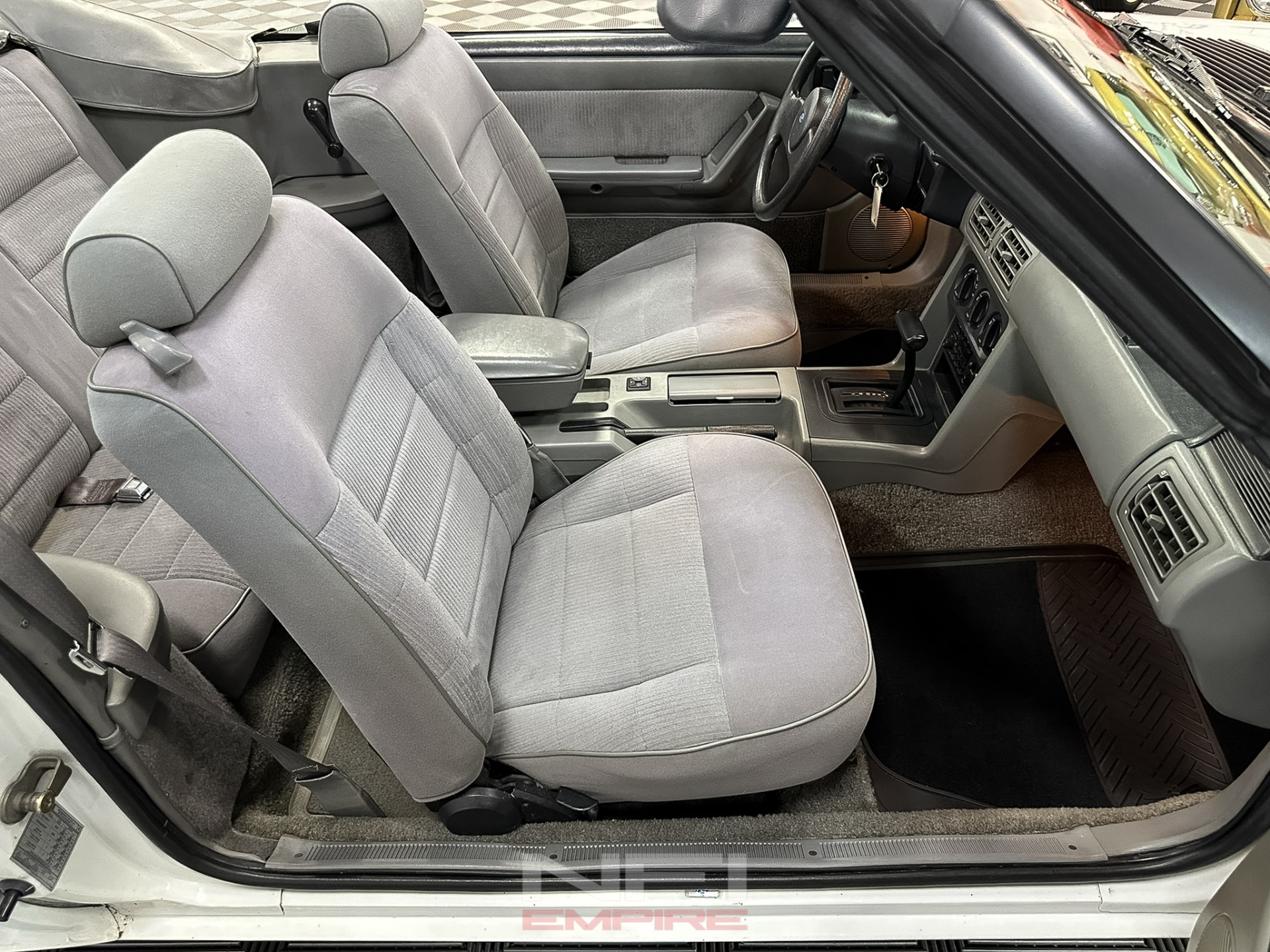 1987 Ford Mustang 43
