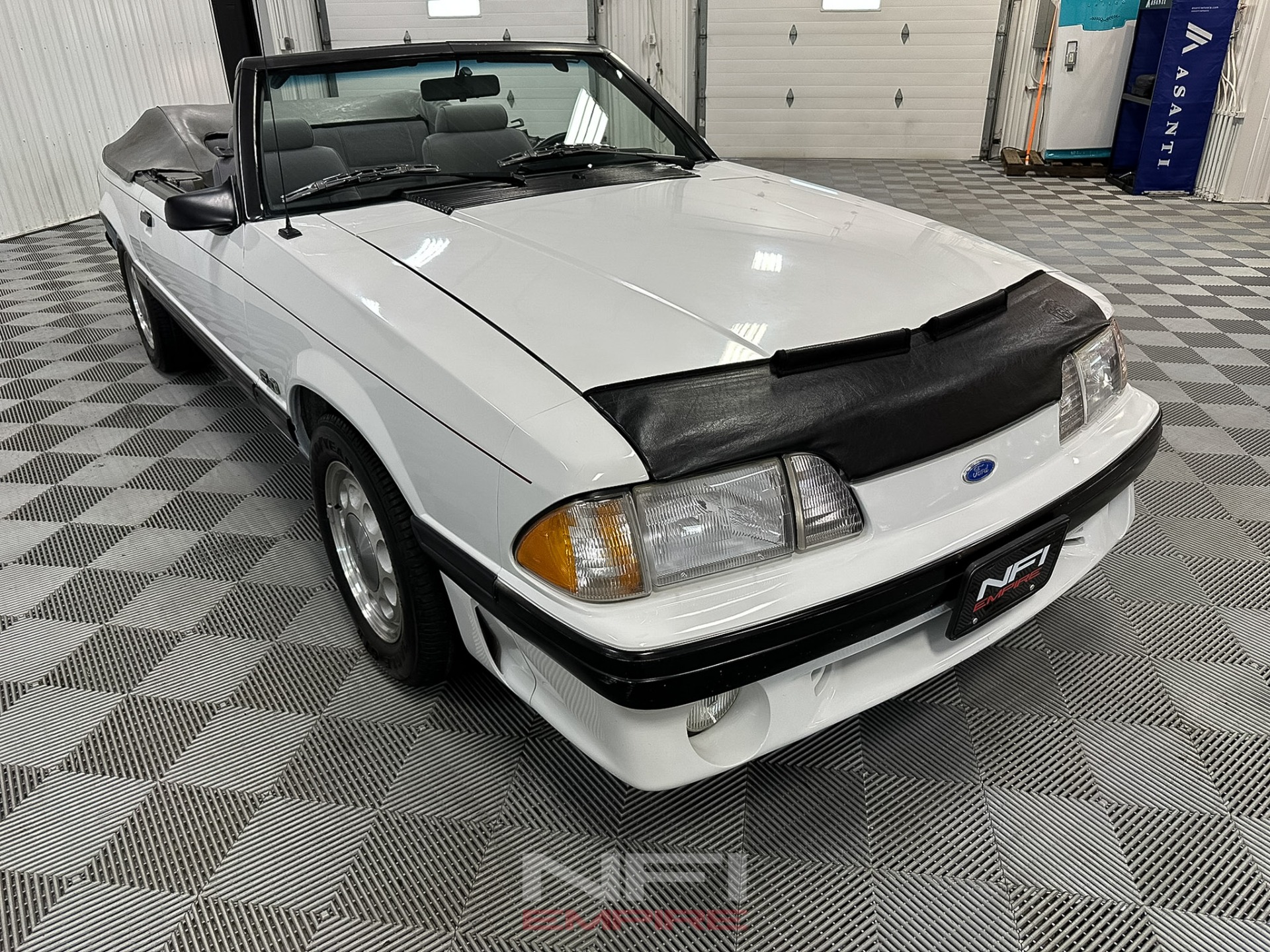 1987 Ford Mustang 9