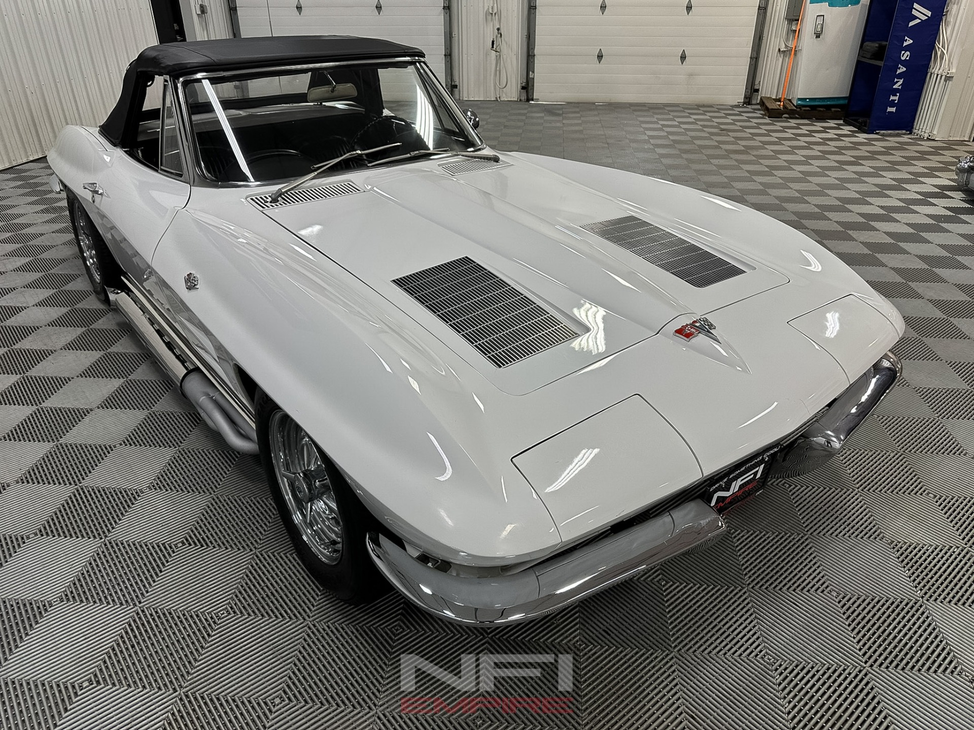 1963 Chevrolet Corvette 10