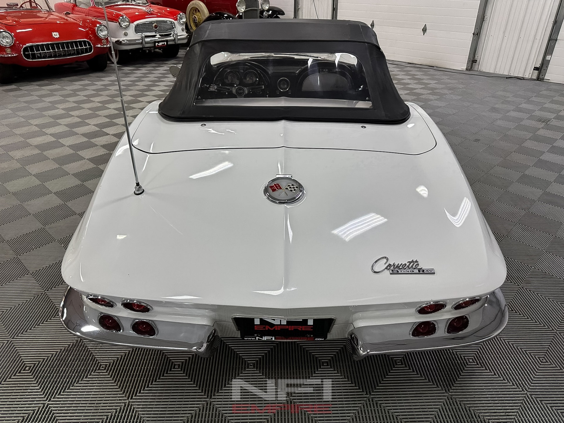1963 Chevrolet Corvette 17