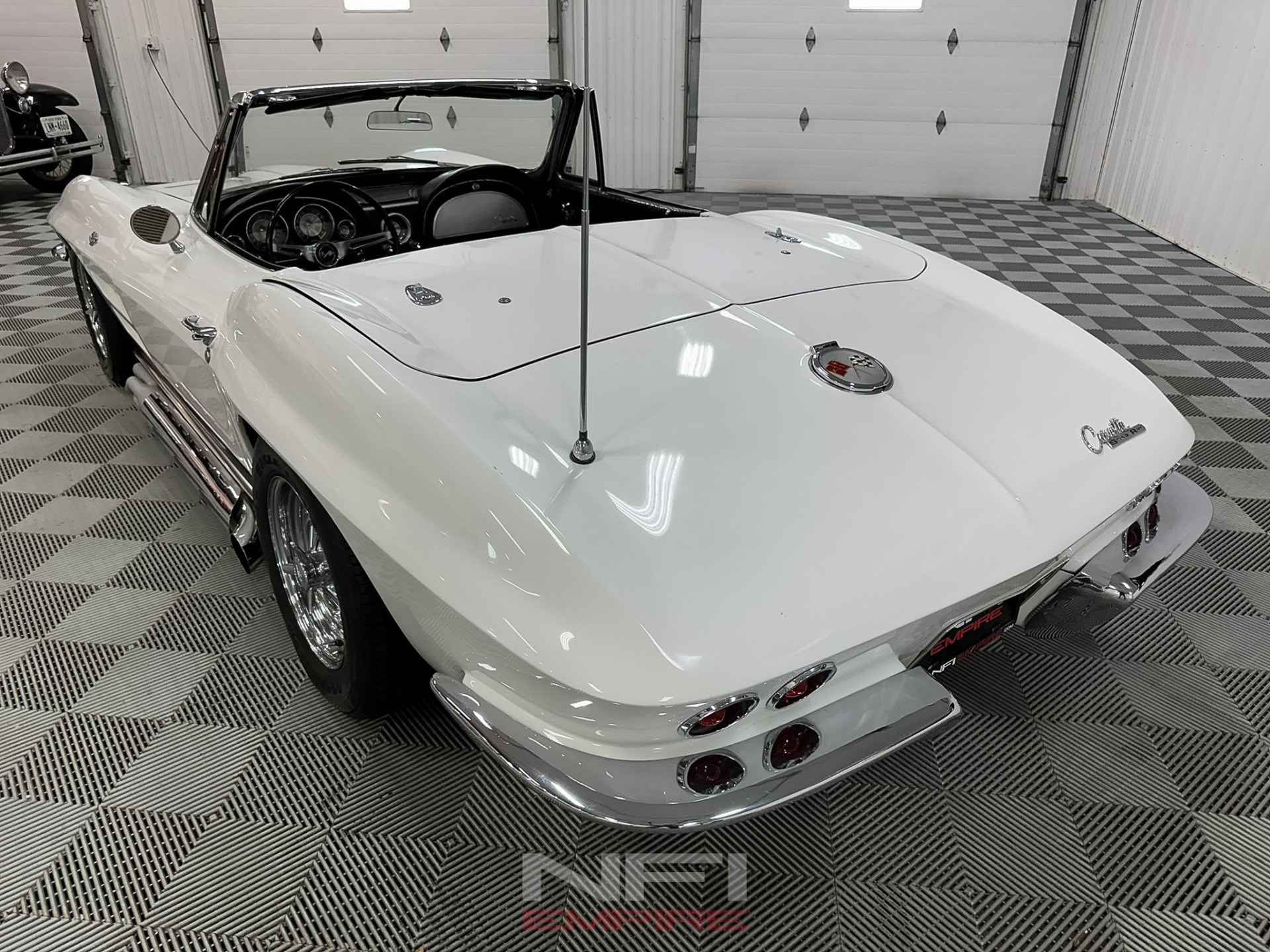 1963 Chevrolet Corvette 18