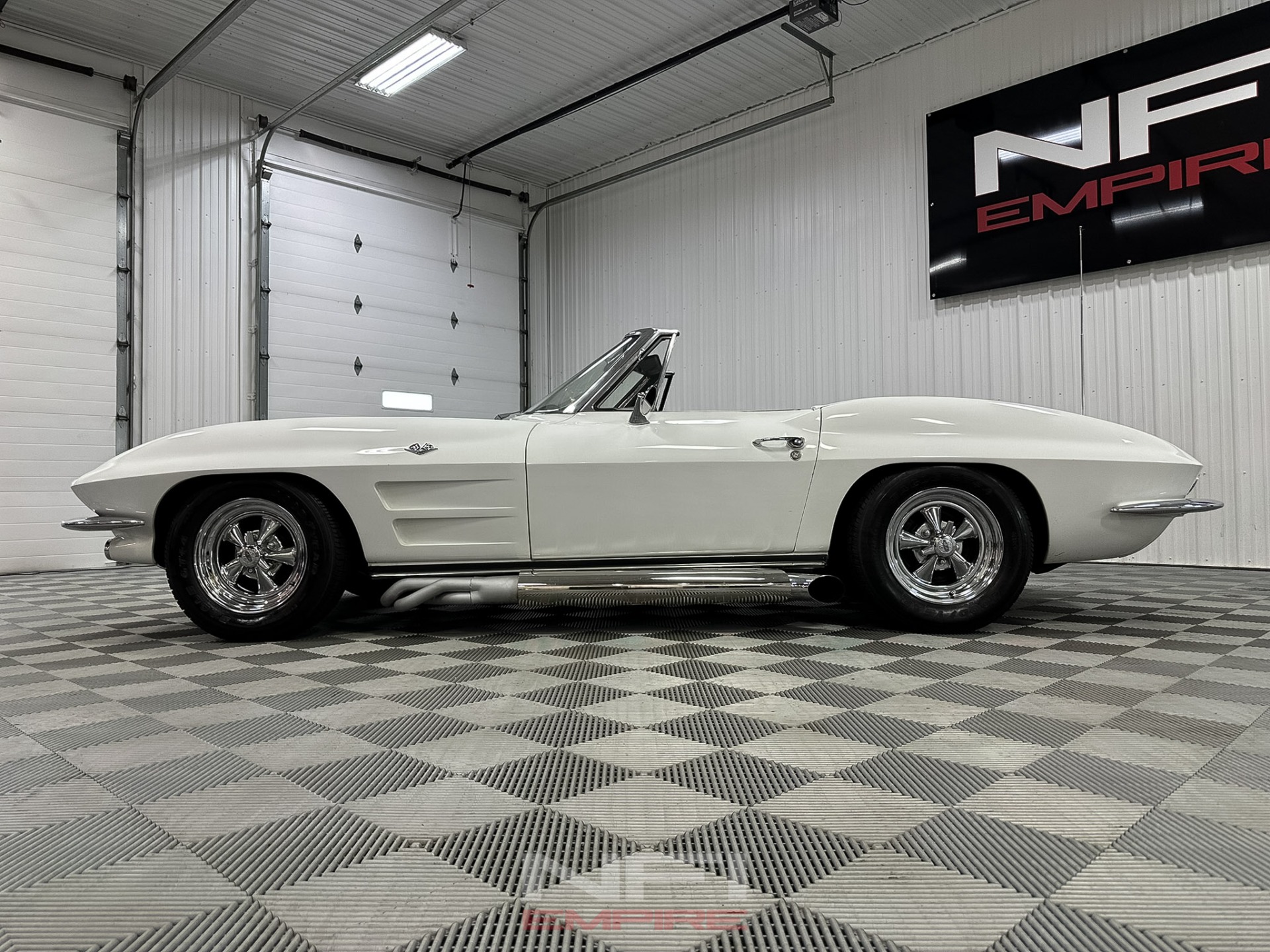 1963 Chevrolet Corvette 20