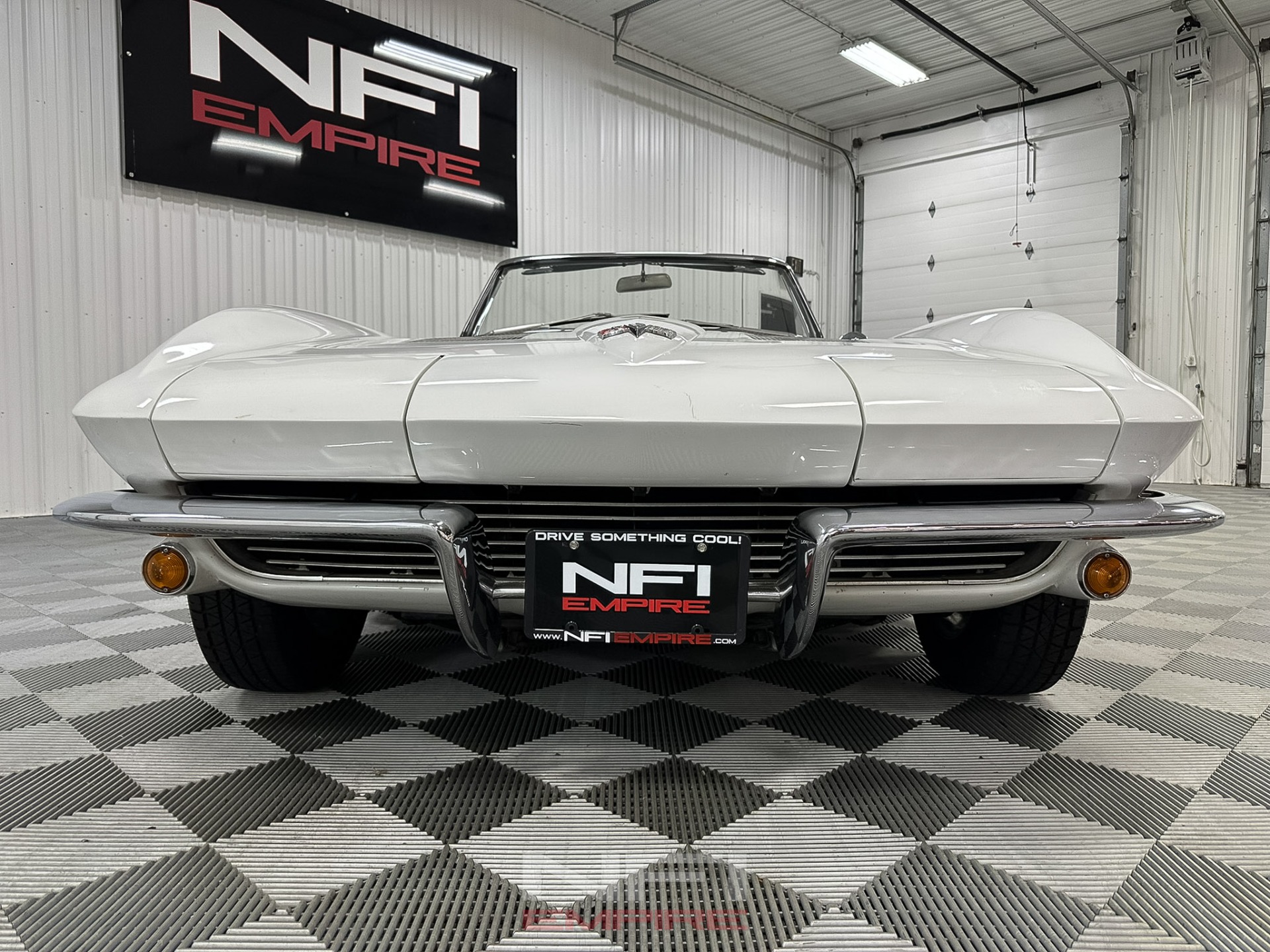 1963 Chevrolet Corvette 23