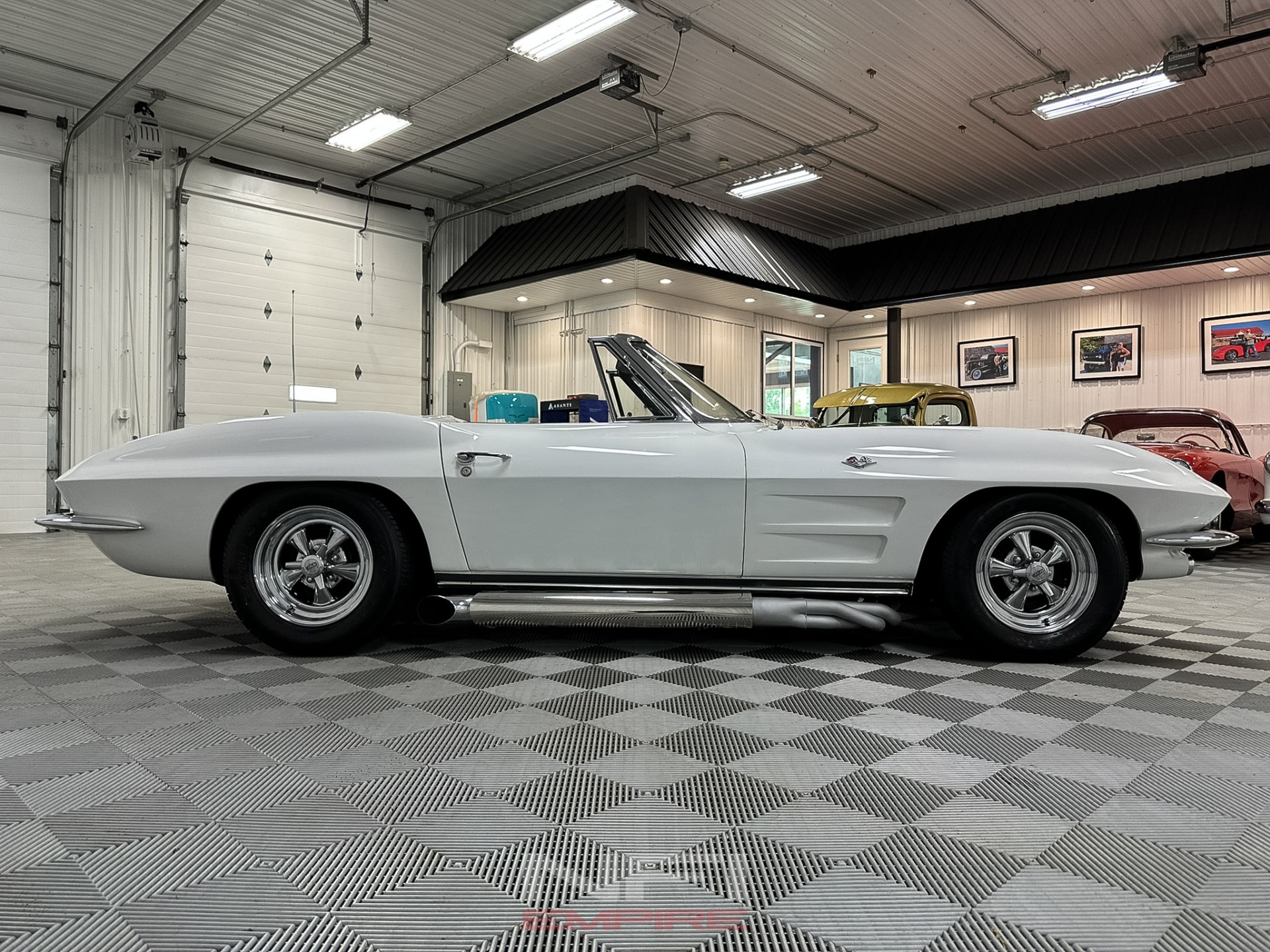 1963 Chevrolet Corvette 26