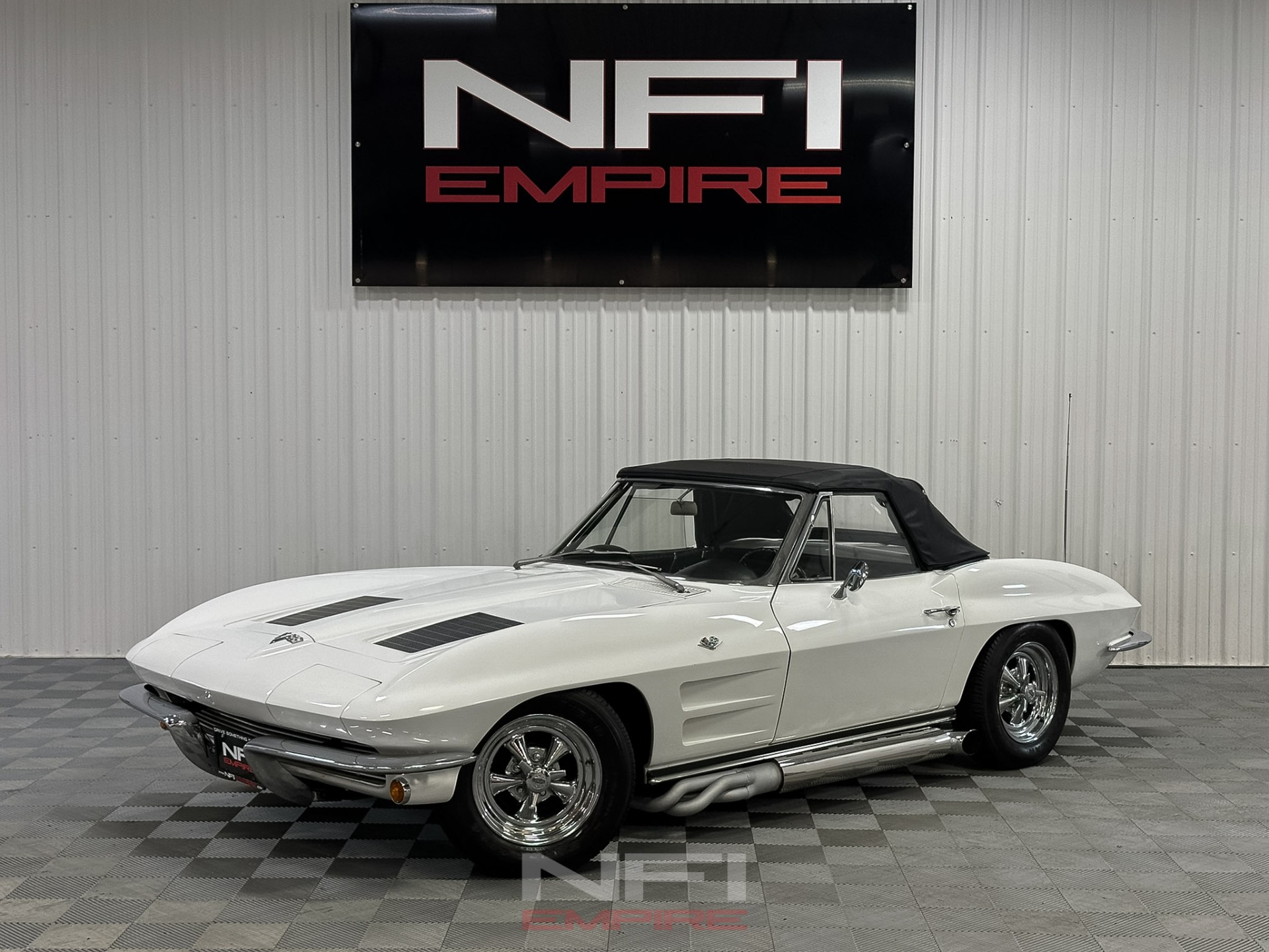1963 Chevrolet Corvette 2