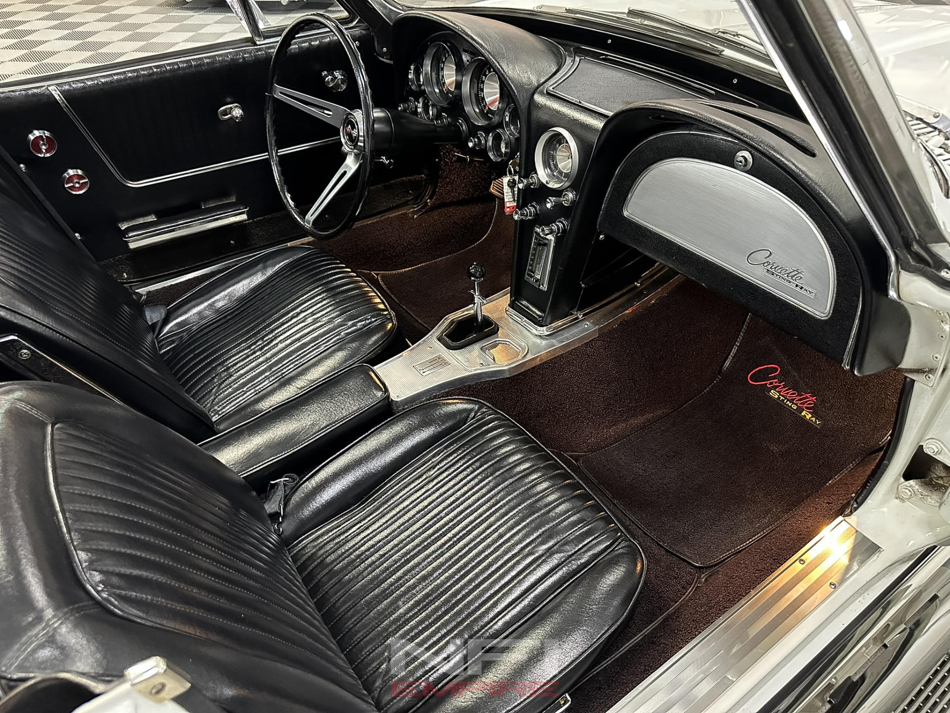 1963 Chevrolet Corvette 41
