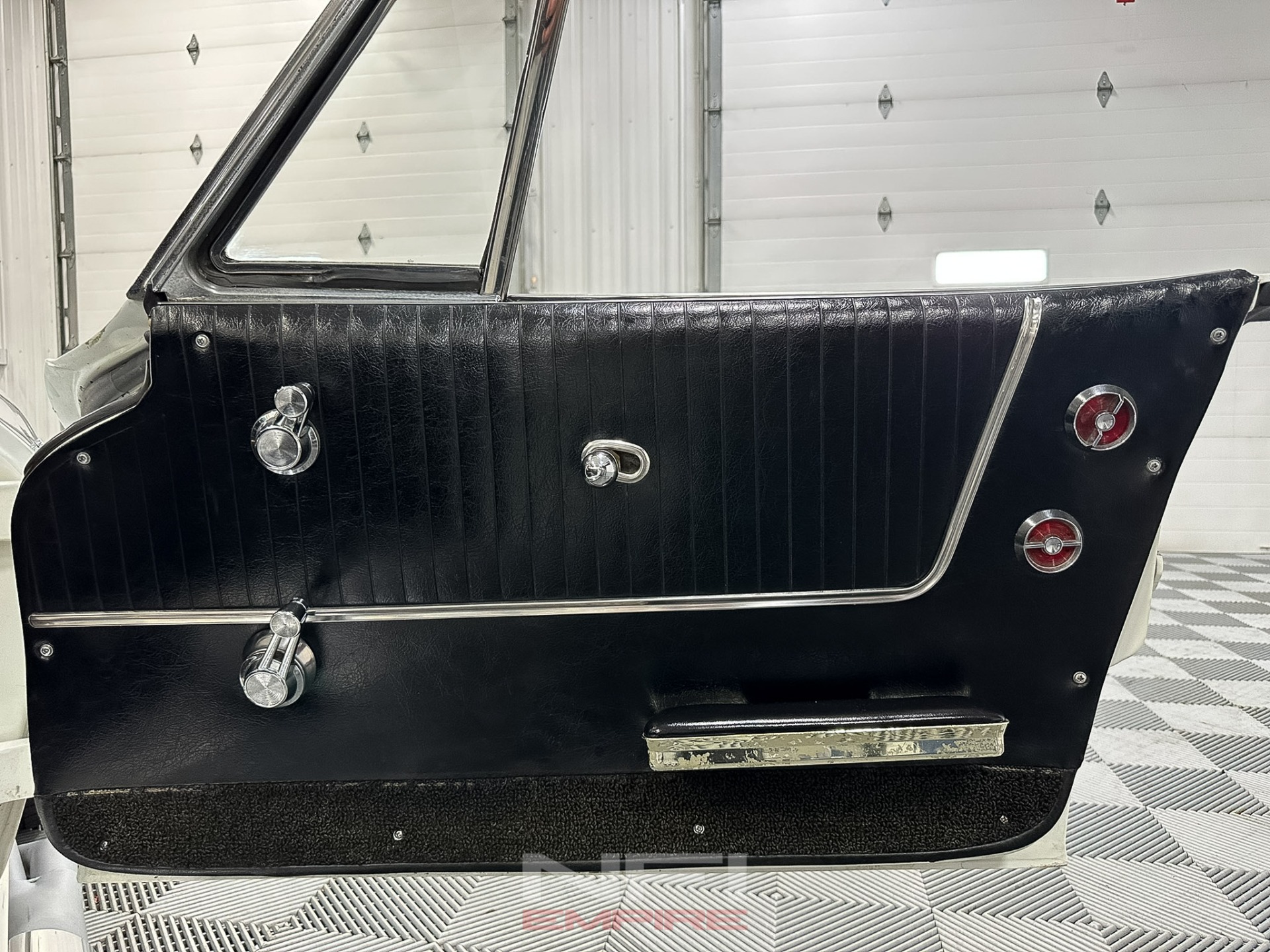 1963 Chevrolet Corvette 43