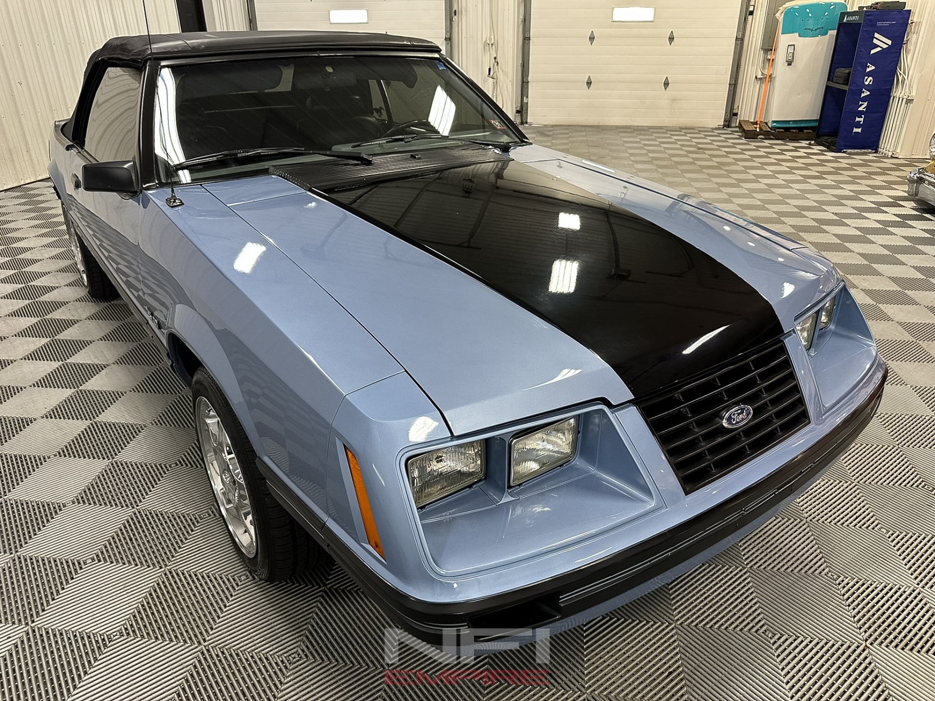 1984 Ford Mustang 10