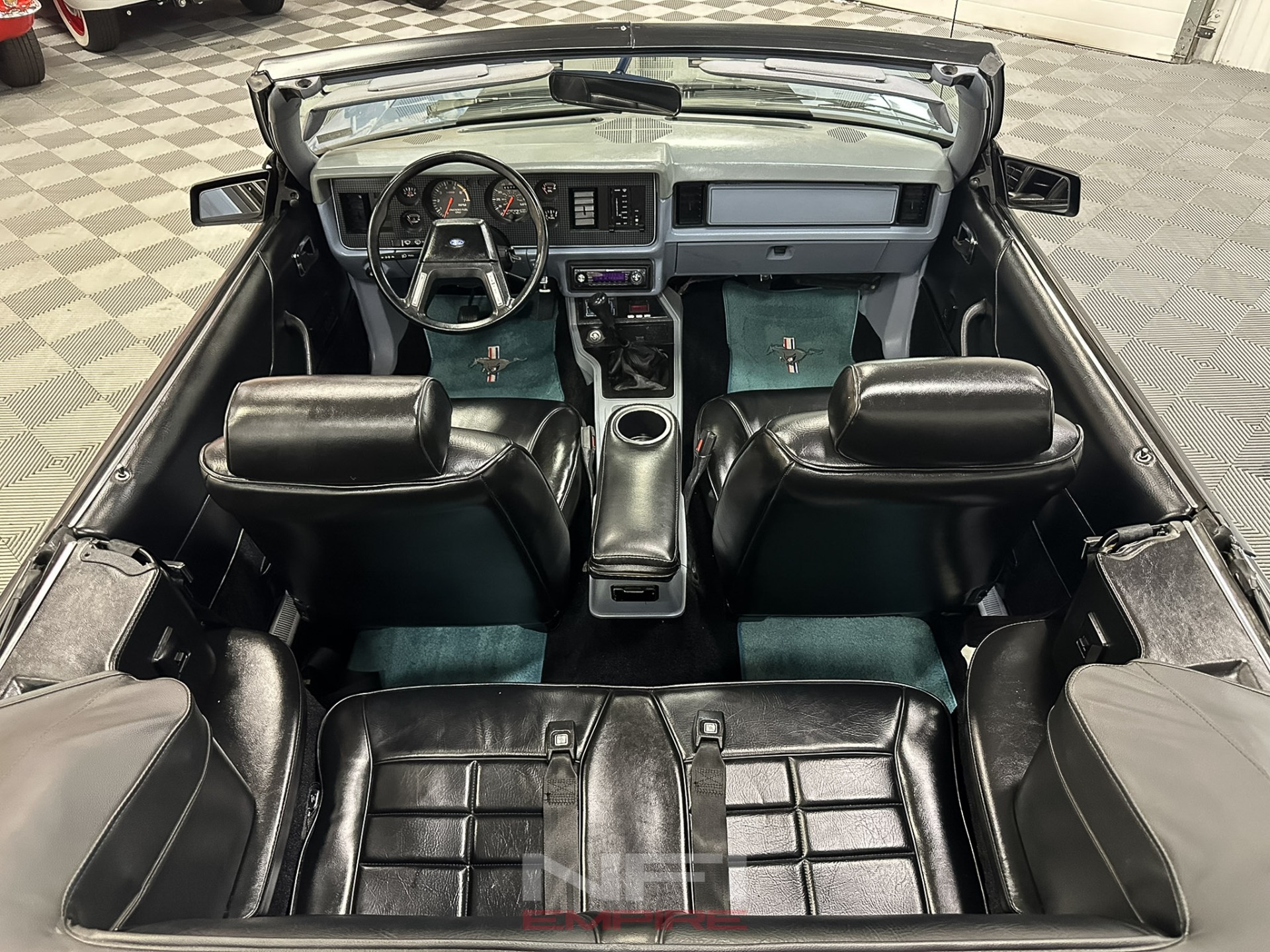 1984 Ford Mustang 32