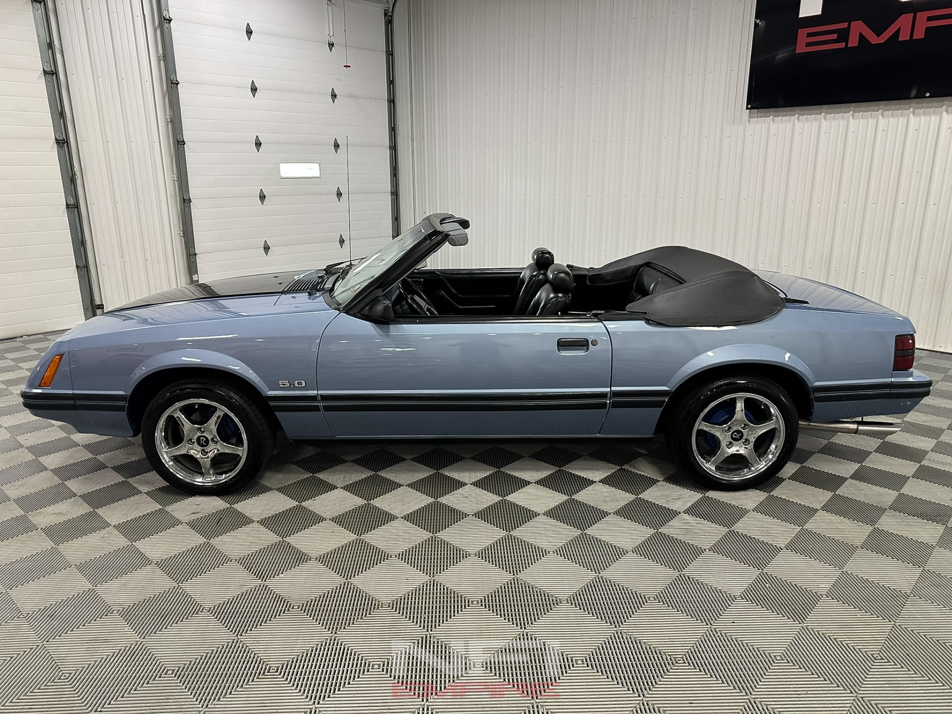 1984 Ford Mustang 3