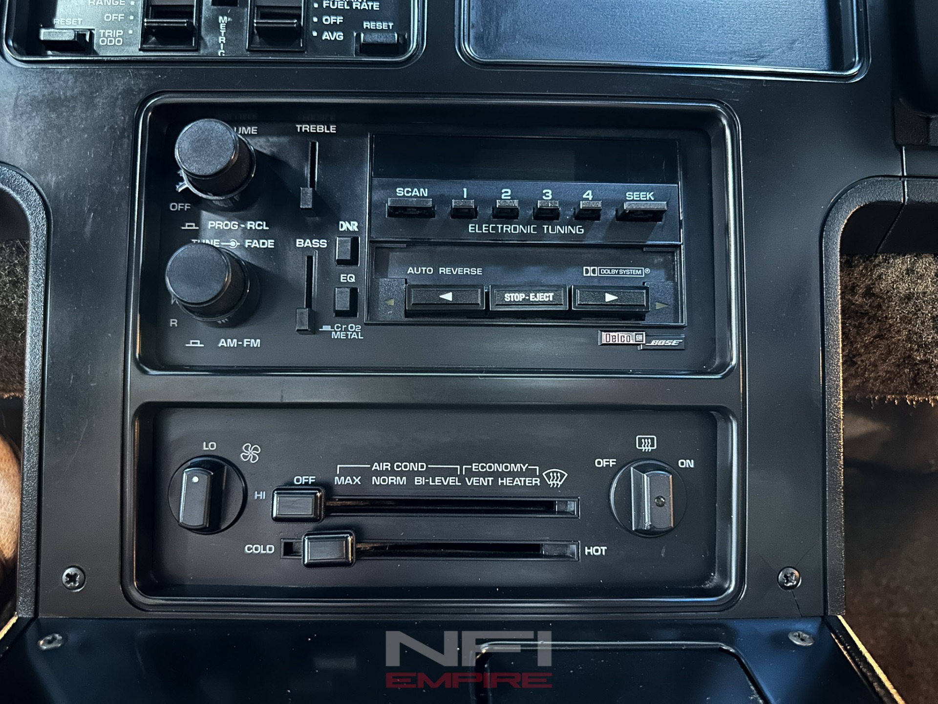 1984 Chevrolet Corvette 28
