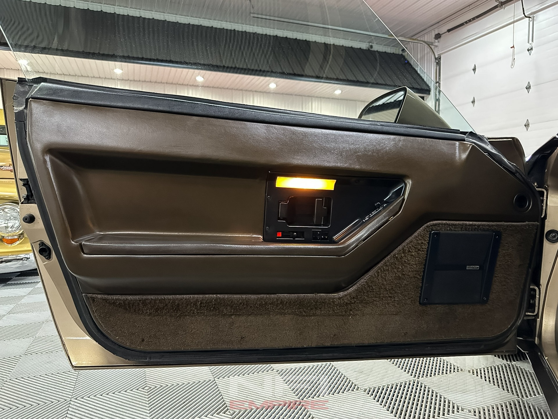 1984 Chevrolet Corvette 31