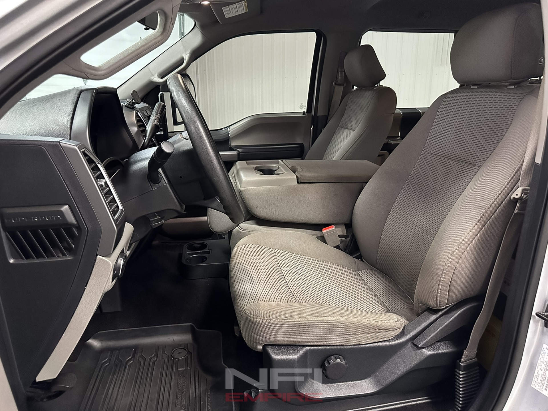 2018 Ford F250 Super Duty Crew Cab 32