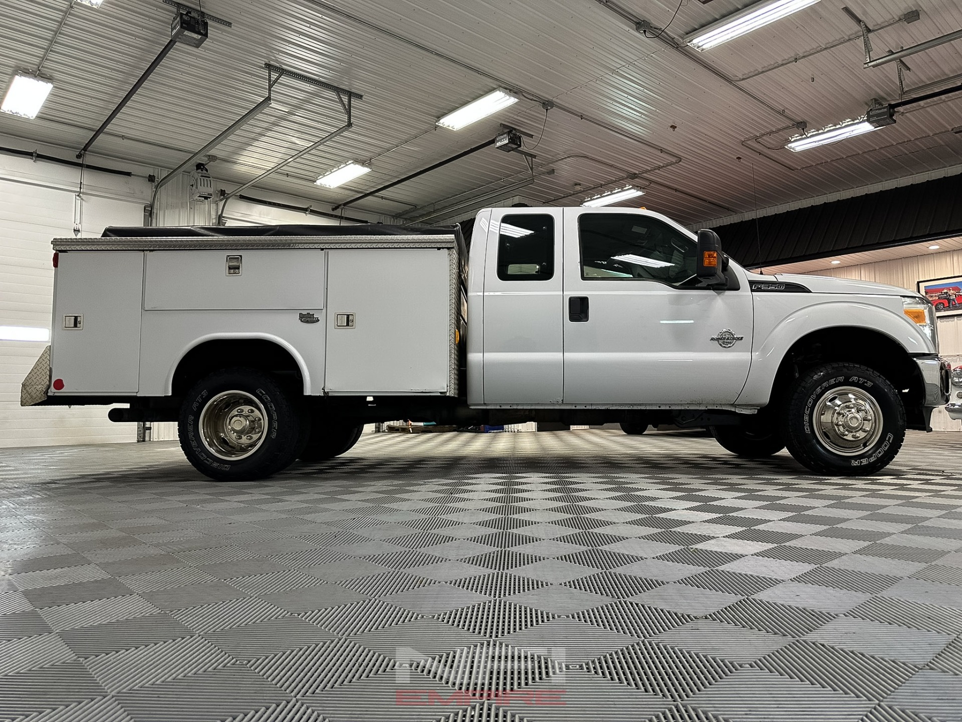 2014 Ford F350 Super Duty Super Cab & Chassis 16