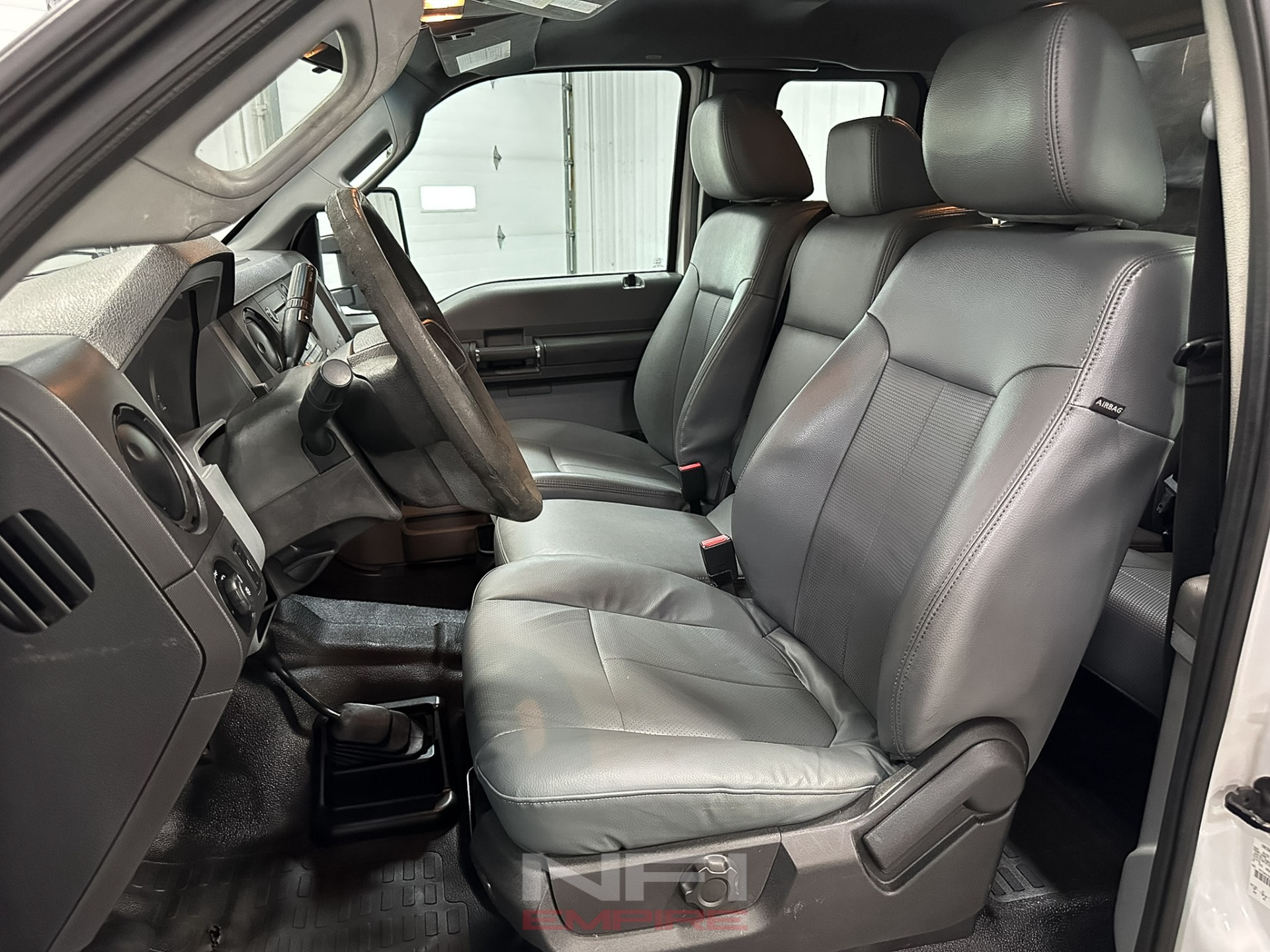 2014 Ford F350 Super Duty Super Cab & Chassis 23