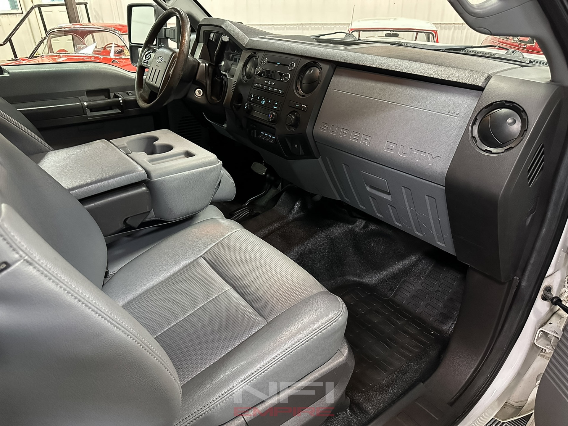 2014 Ford F350 Super Duty Super Cab & Chassis 33
