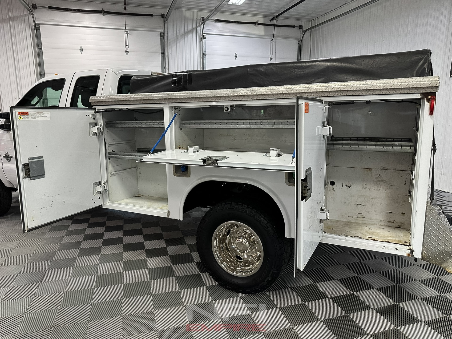 2014 Ford F350 Super Duty Super Cab & Chassis 40
