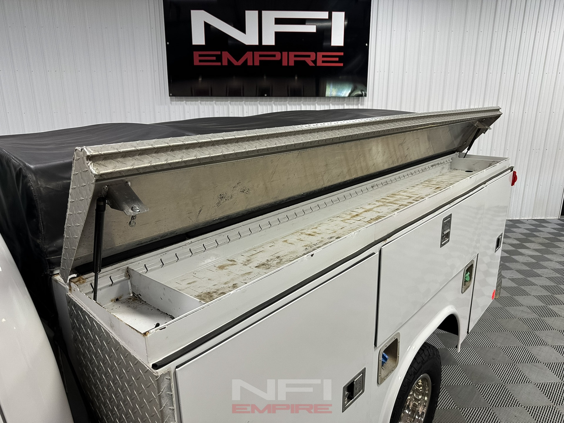 2014 Ford F350 Super Duty Super Cab & Chassis 41