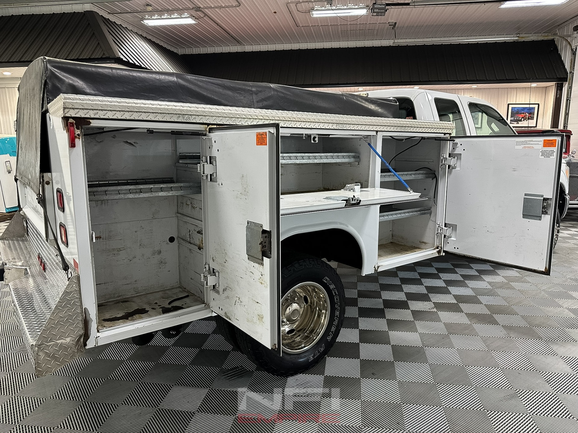 2014 Ford F350 Super Duty Super Cab & Chassis 42
