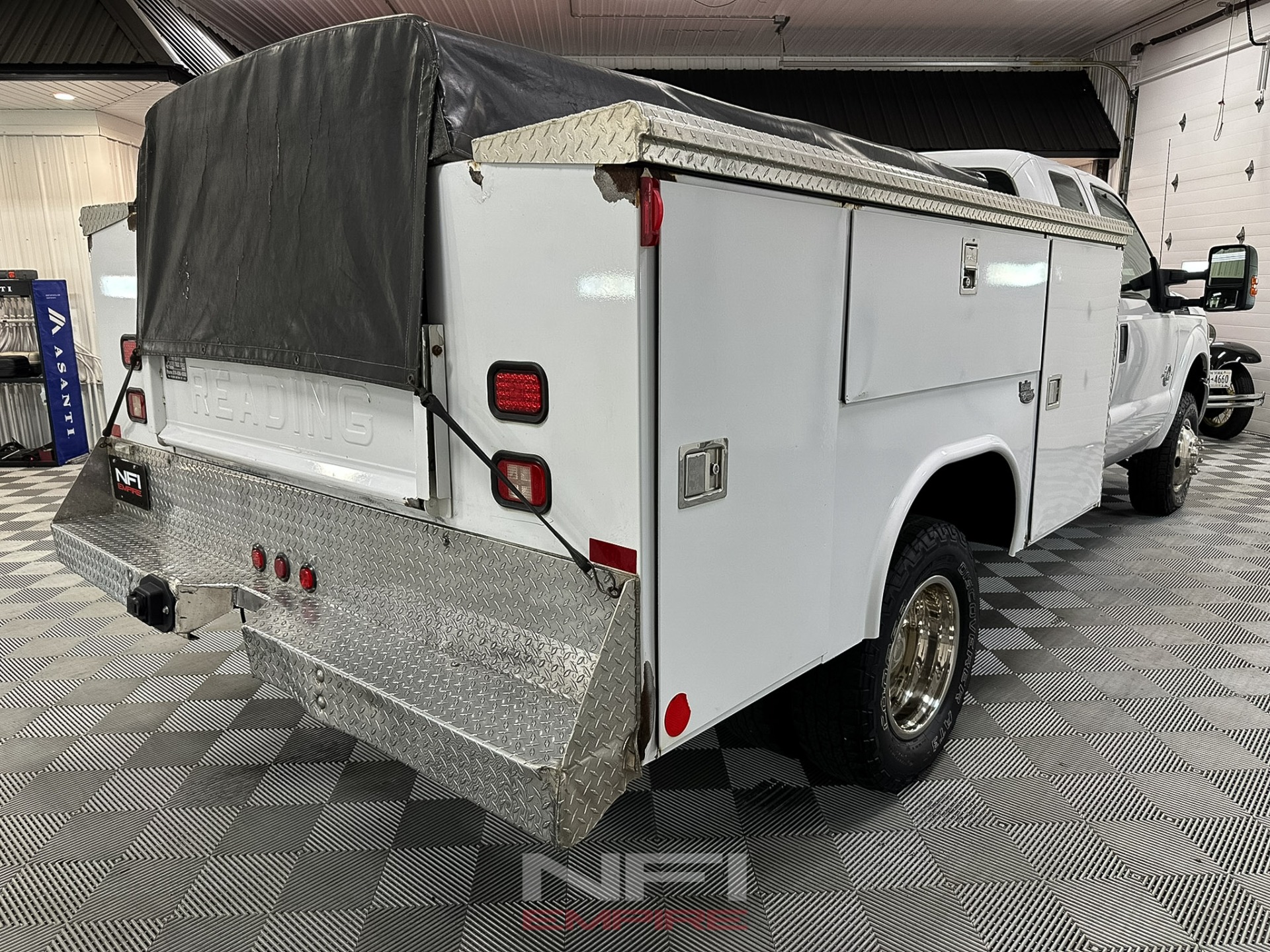 2014 Ford F350 Super Duty Super Cab & Chassis 8