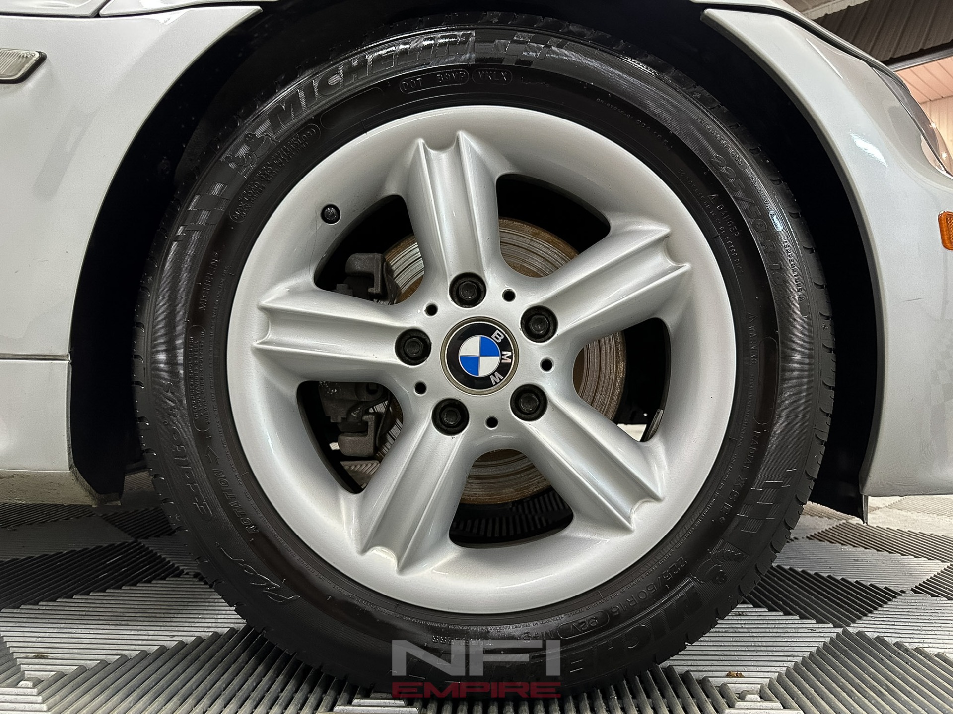 2000 BMW Z3 25