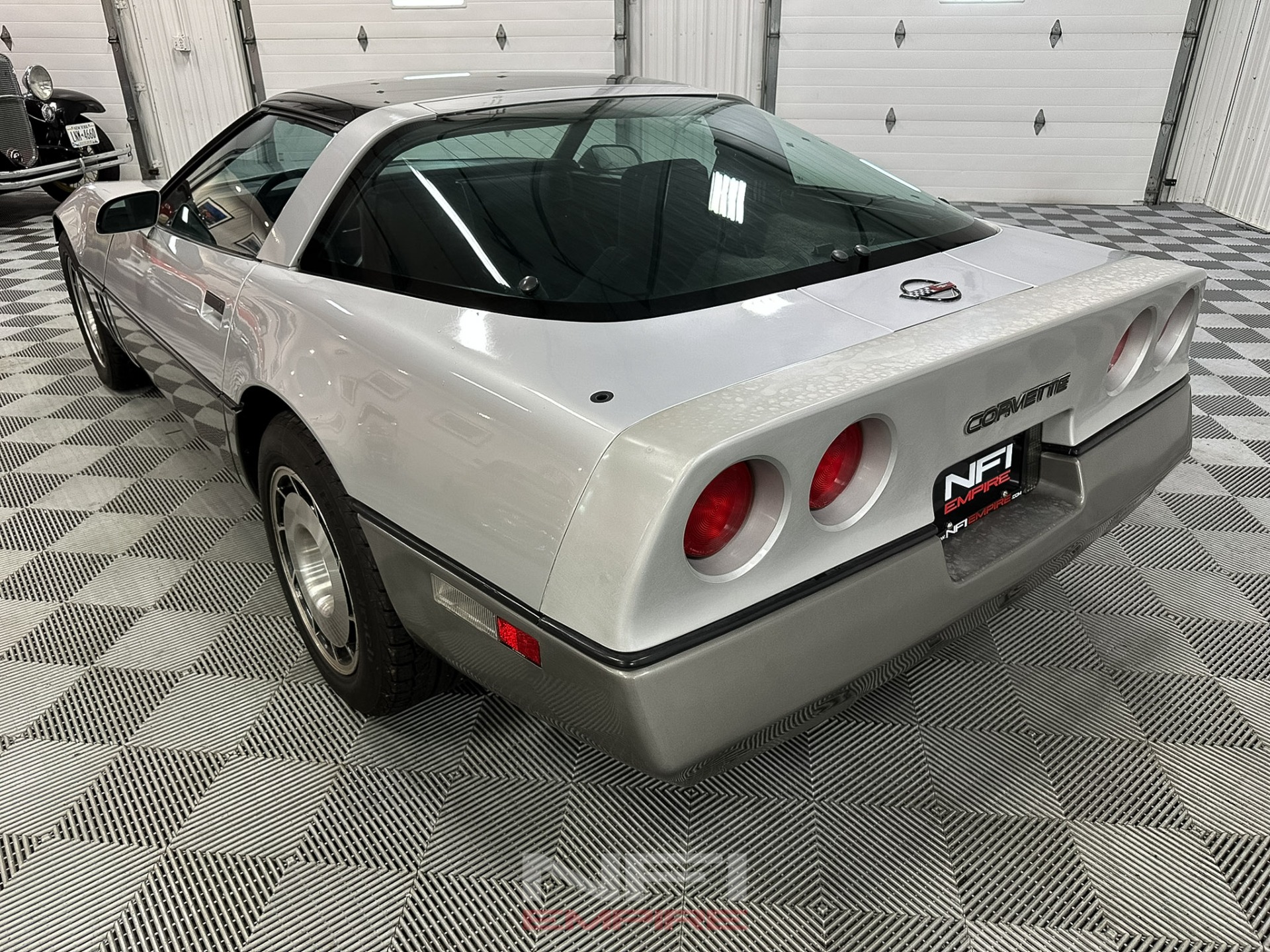 1984 Chevrolet Corvette 10