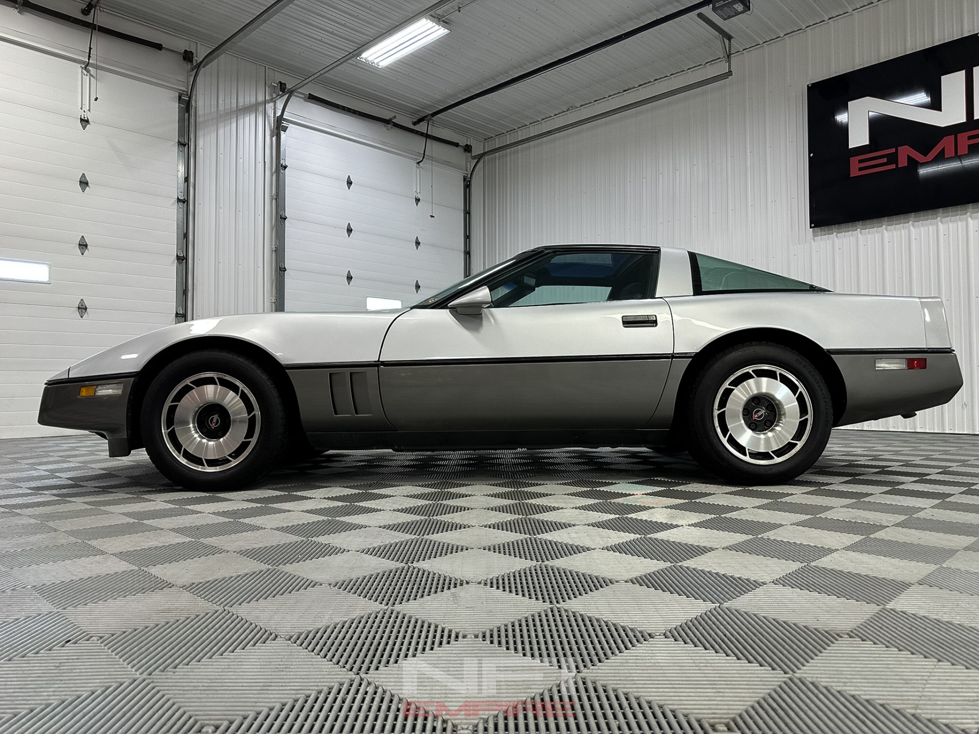 1984 Chevrolet Corvette 11