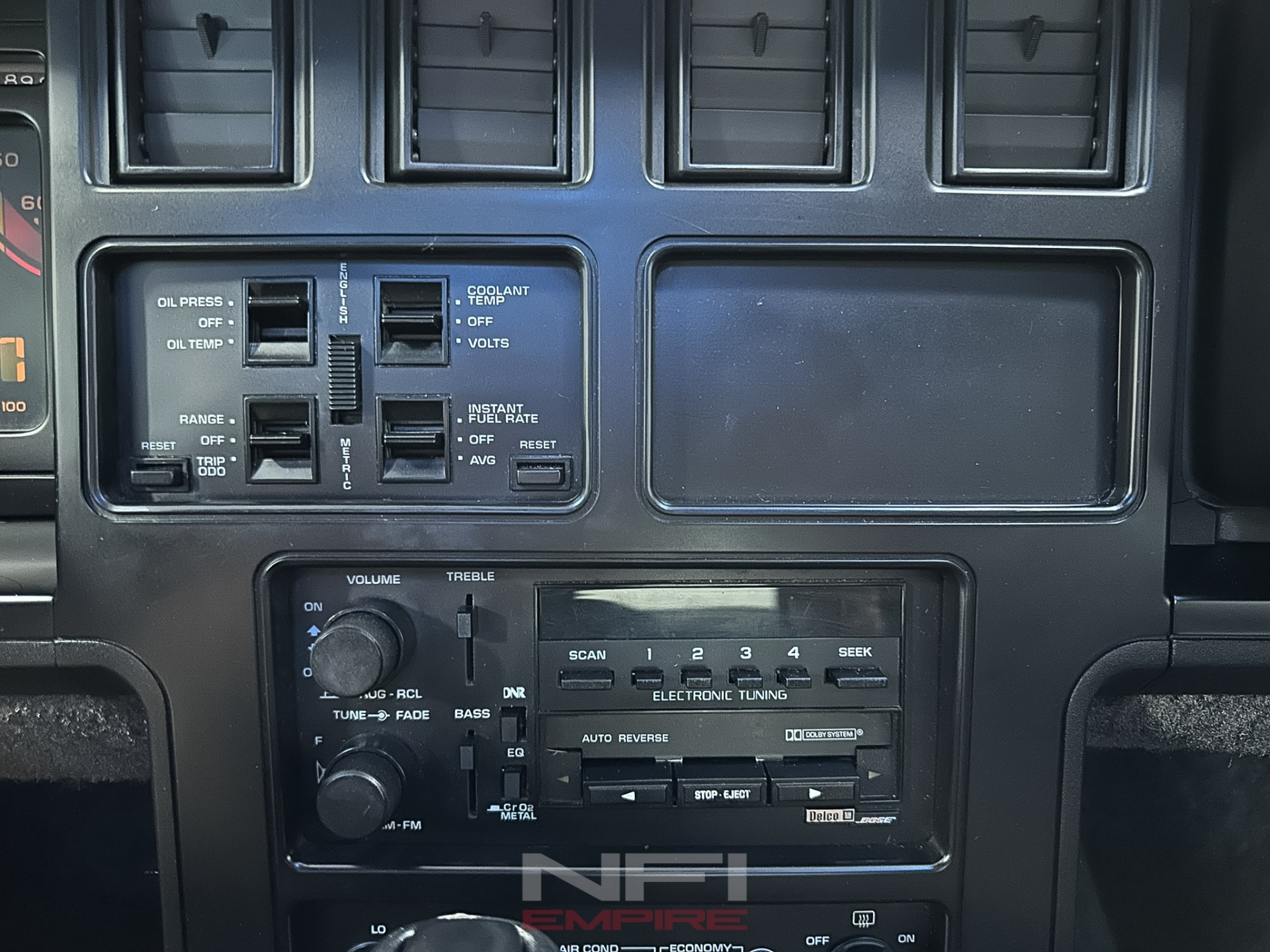 1984 Chevrolet Corvette 28