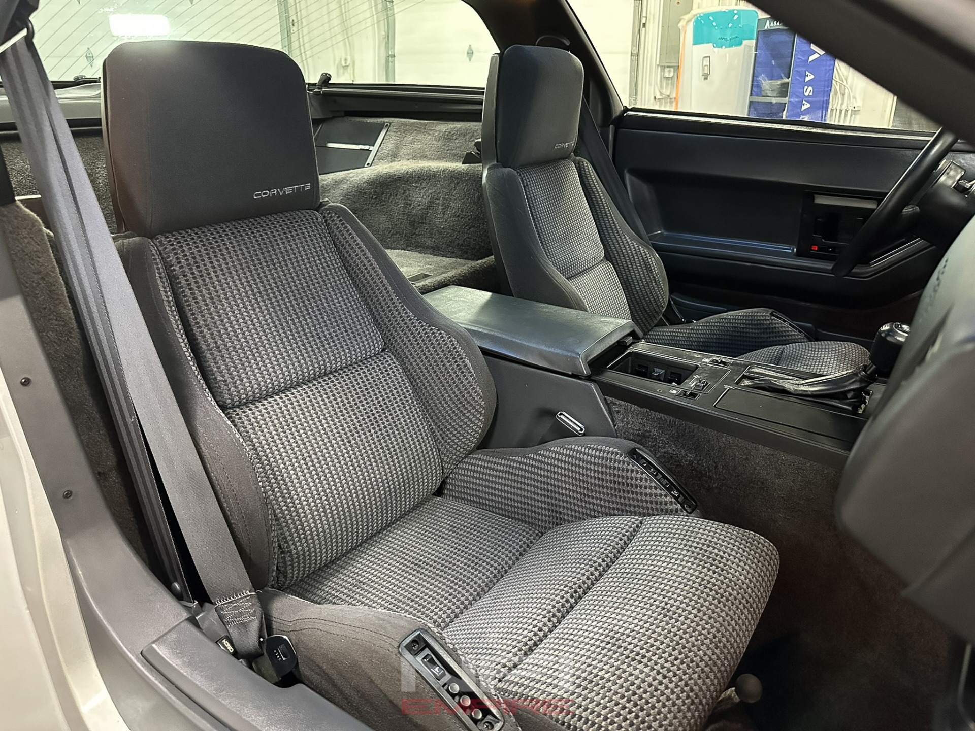 1984 Chevrolet Corvette 33