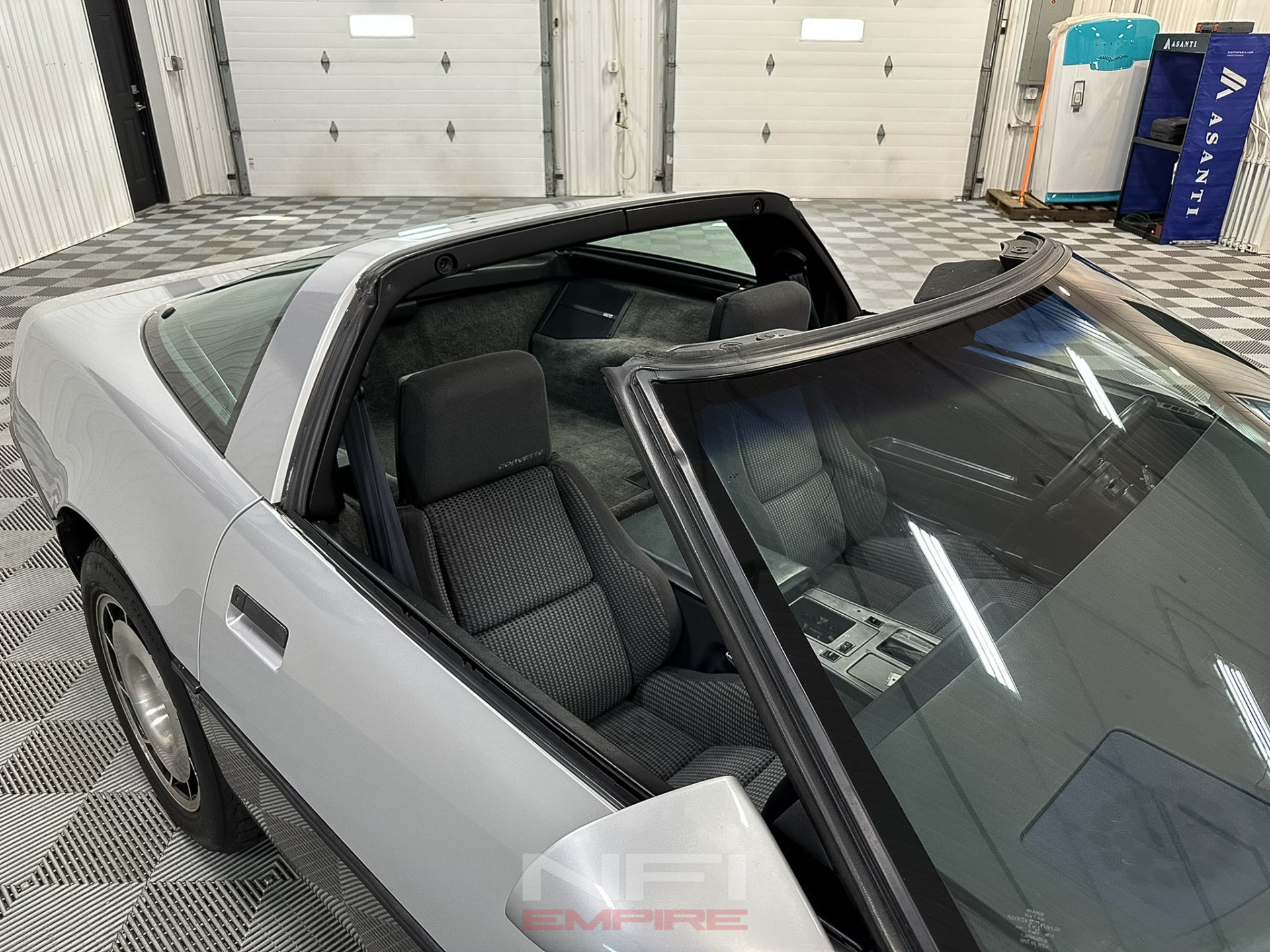 1984 Chevrolet Corvette 37